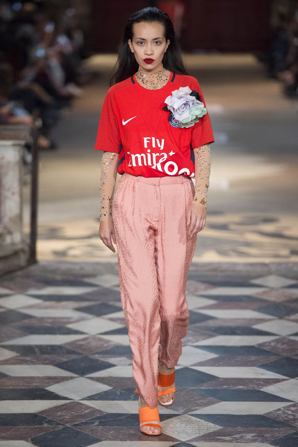 Fashion Week Paris Spring/Summer 2018 look 31 from the Koché collection 女装