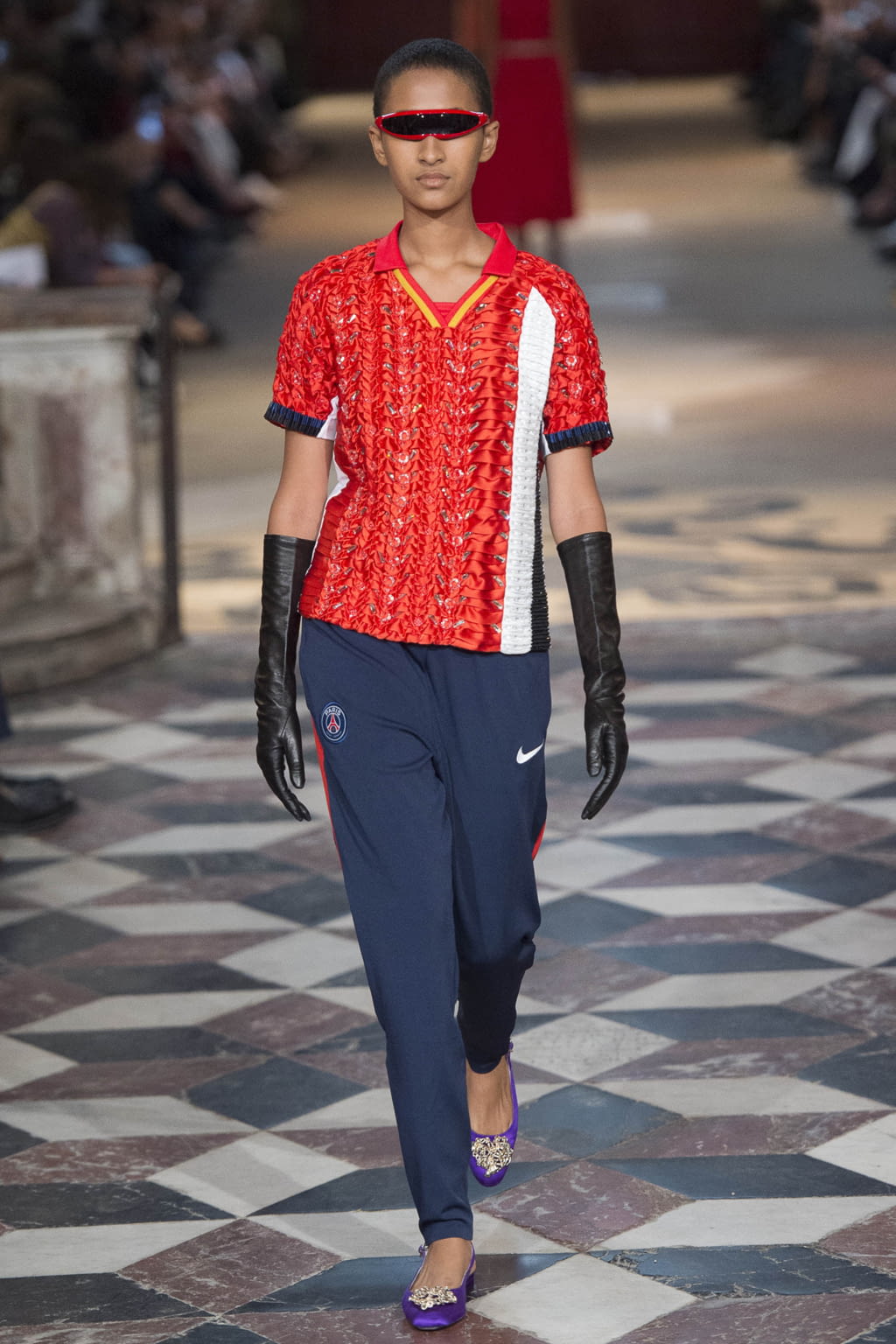 Fashion Week Paris Spring/Summer 2018 look 32 from the Koché collection womenswear