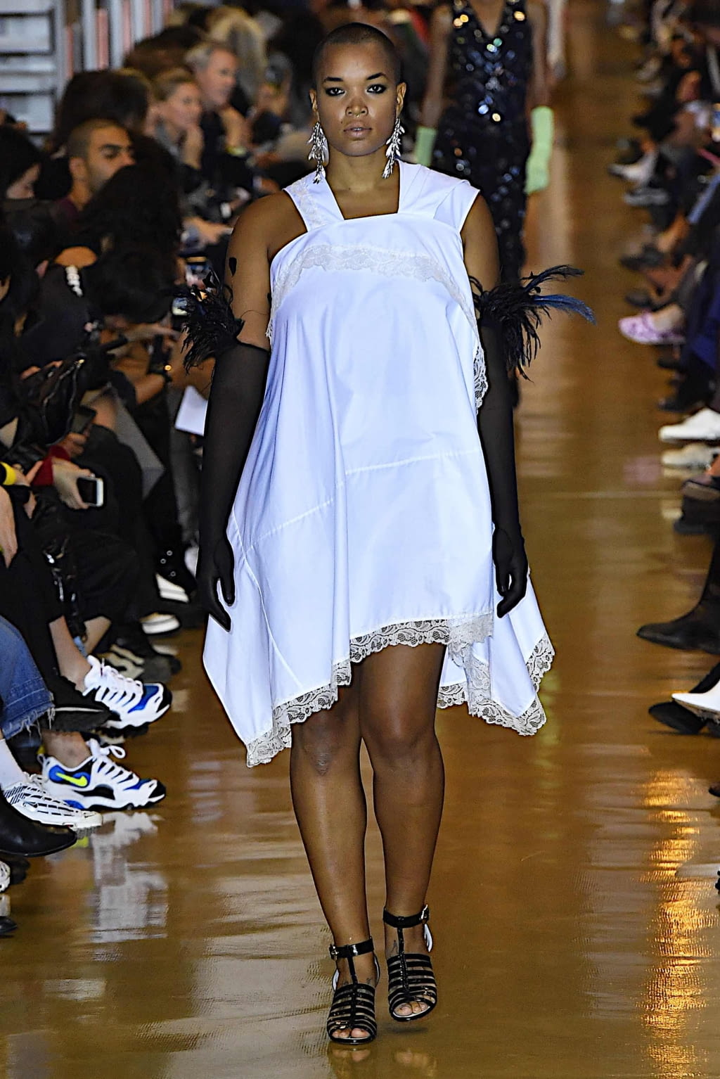Fashion Week Paris Spring/Summer 2020 look 10 from the Koché collection womenswear