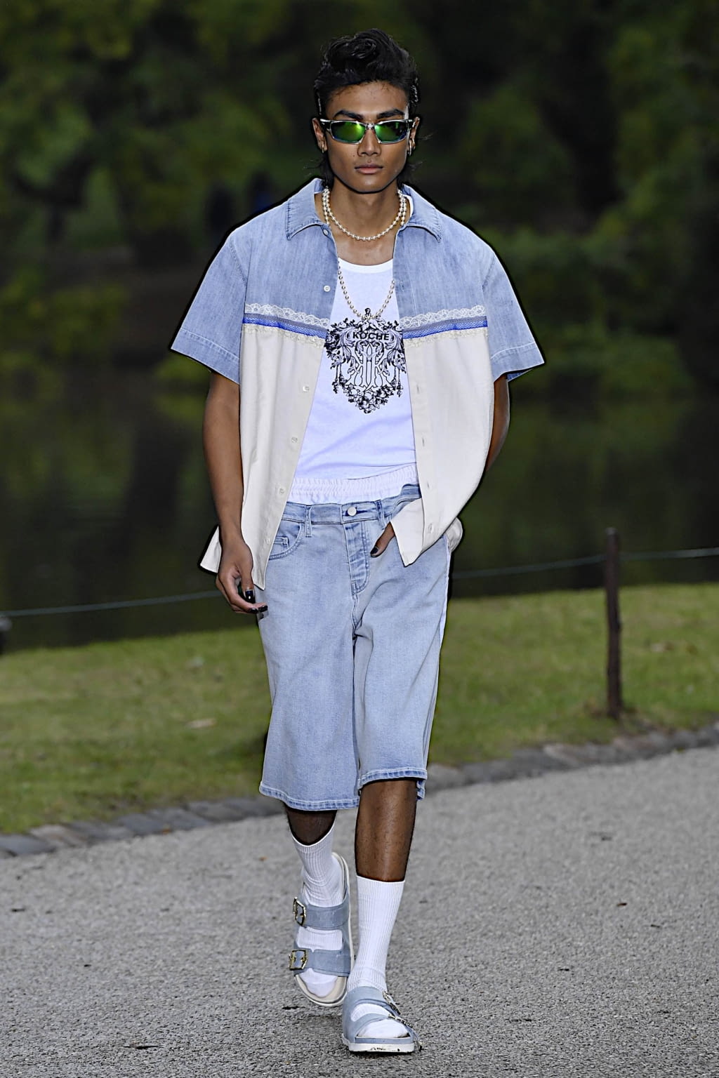 Fashion Week Paris Spring/Summer 2021 look 10 from the Koché collection womenswear