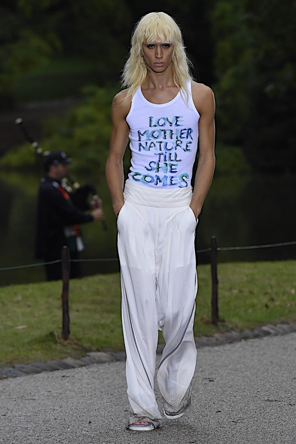 Fashion Week Paris Spring/Summer 2021 look 5 from the Koché collection 女装