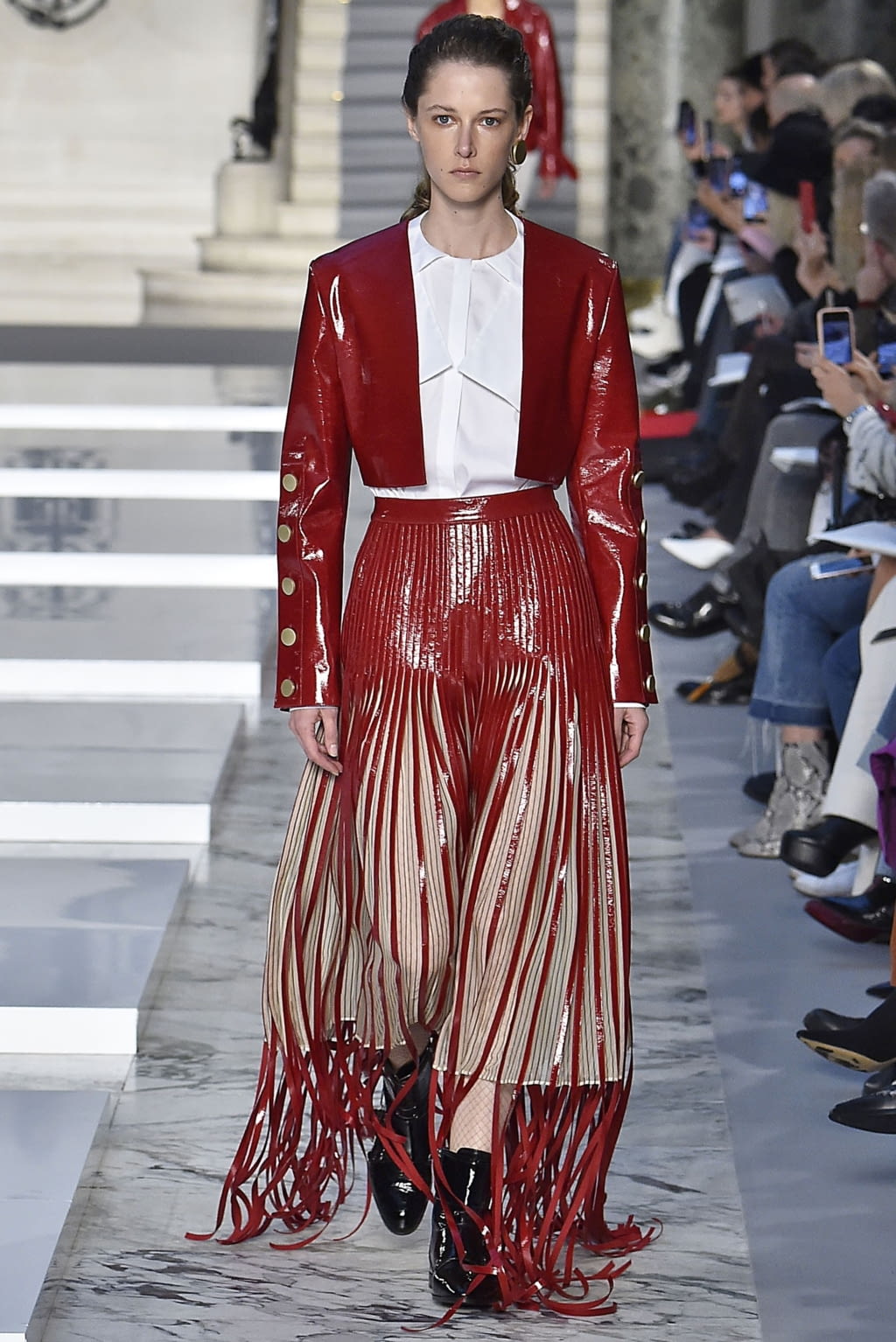 Fashion Week Paris Fall/Winter 2019 look 2 from the Kristina Fidelskaya collection 女装