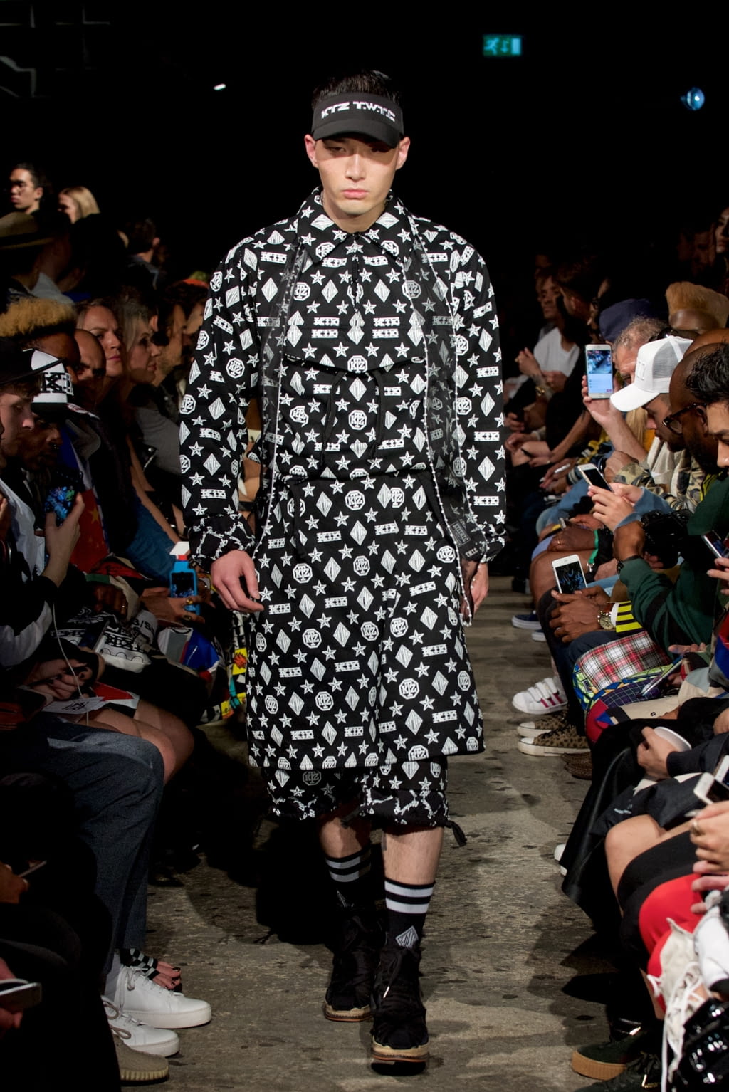 Fashion Week London Spring/Summer 2017 look 9 from the KTZ collection menswear