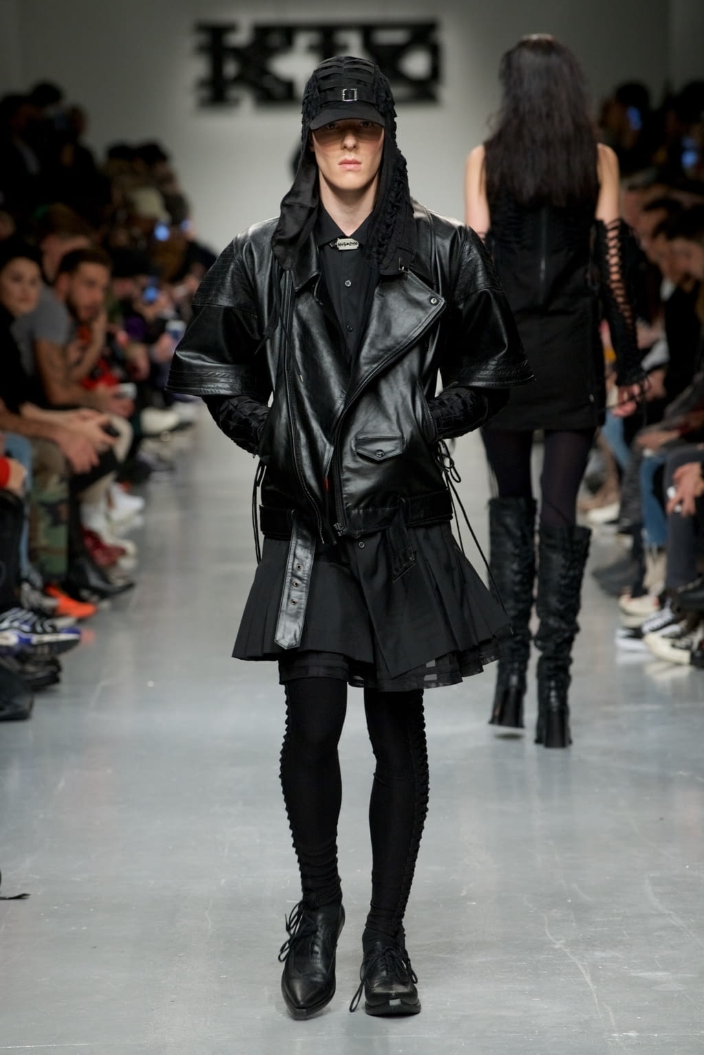 Fashion Week London Fall/Winter 2017 look 23 from the KTZ collection menswear