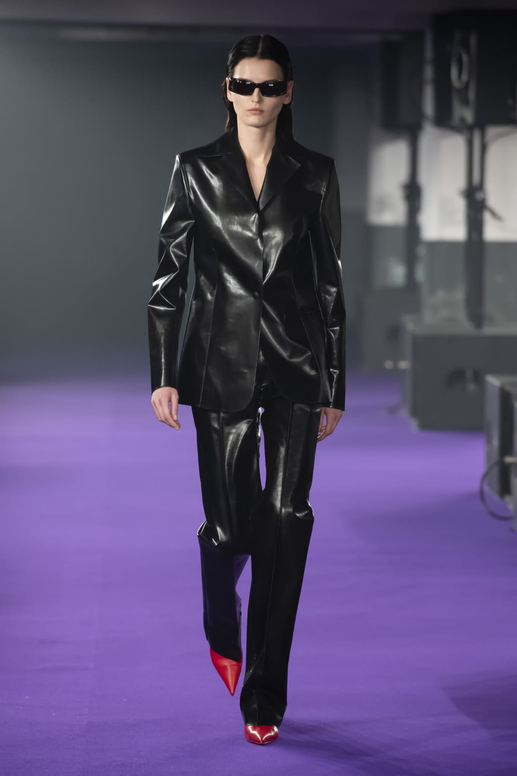 Fashion Week Paris Fall/Winter 2019 look 2 from the KWAIDAN EDITIONS collection 女装