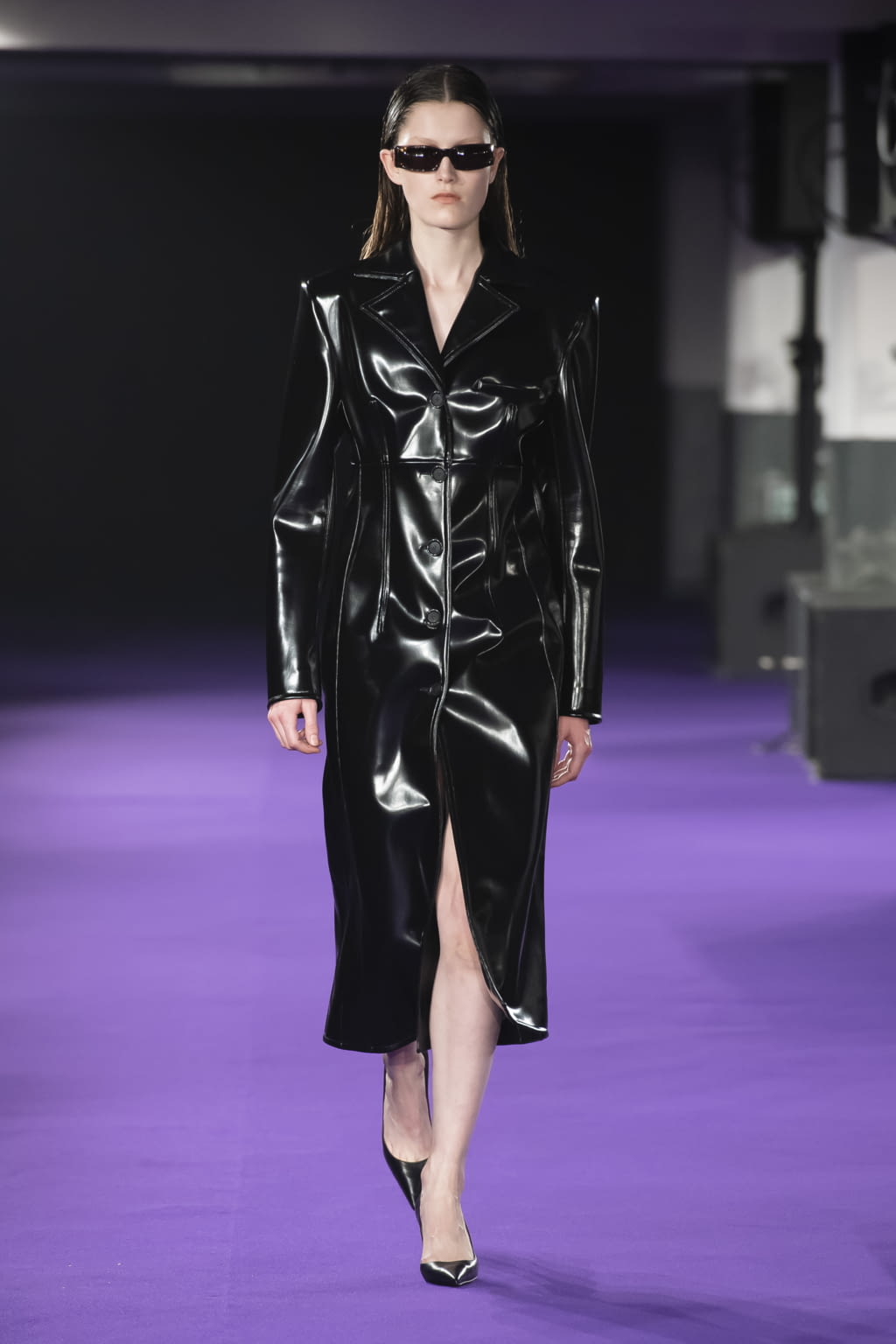 Fashion Week Paris Fall/Winter 2019 look 34 from the KWAIDAN EDITIONS collection 女装