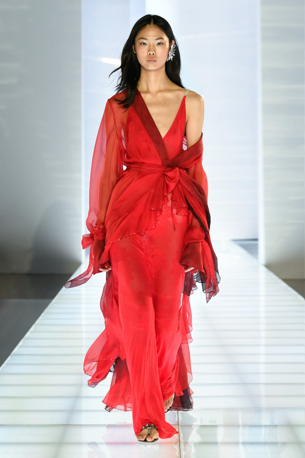 Fashion Week Paris Fall/Winter 2019 look 31 from the Azzaro collection 高级定制