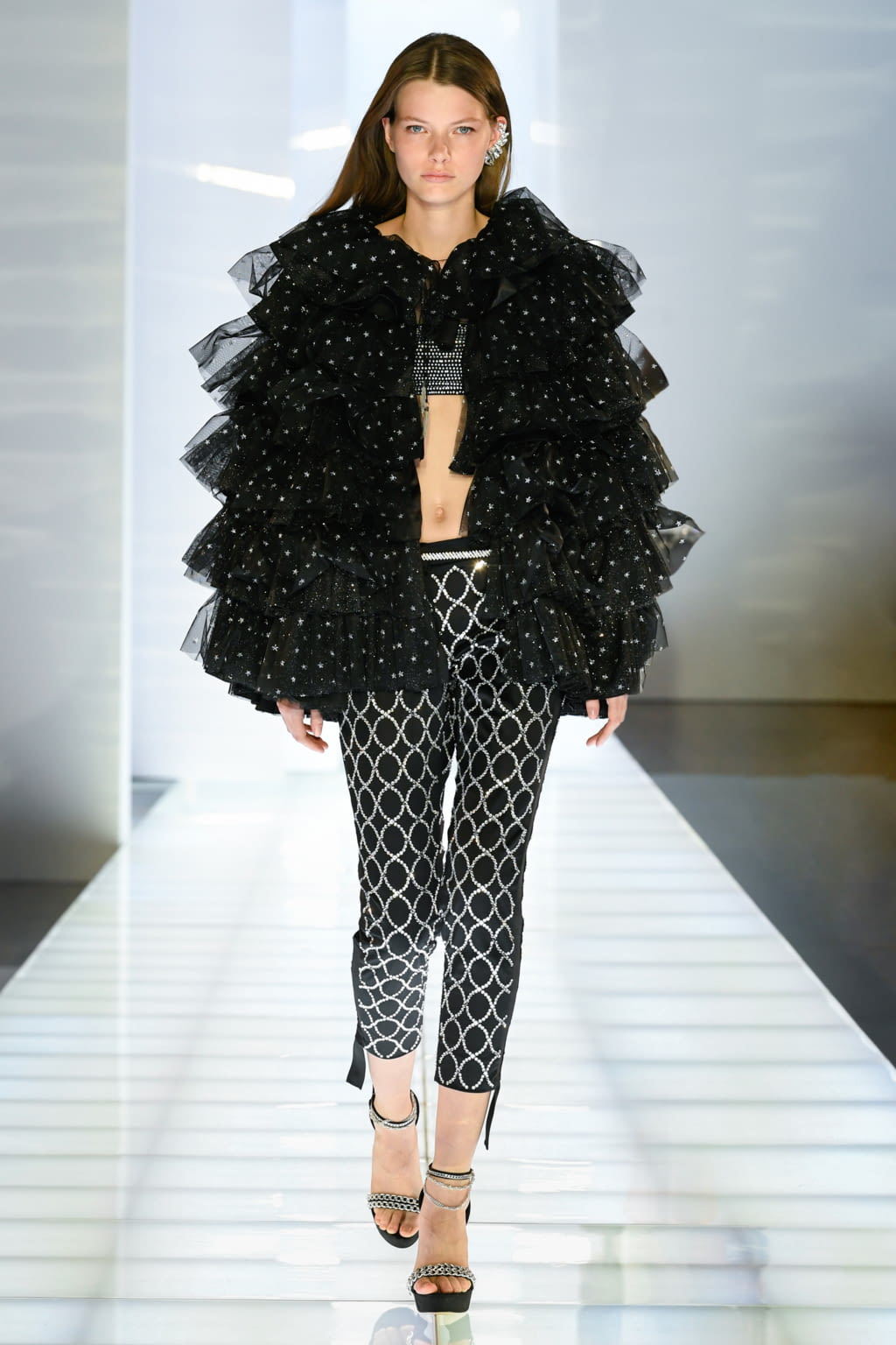 Fashion Week Paris Fall/Winter 2019 look 45 from the Azzaro collection couture