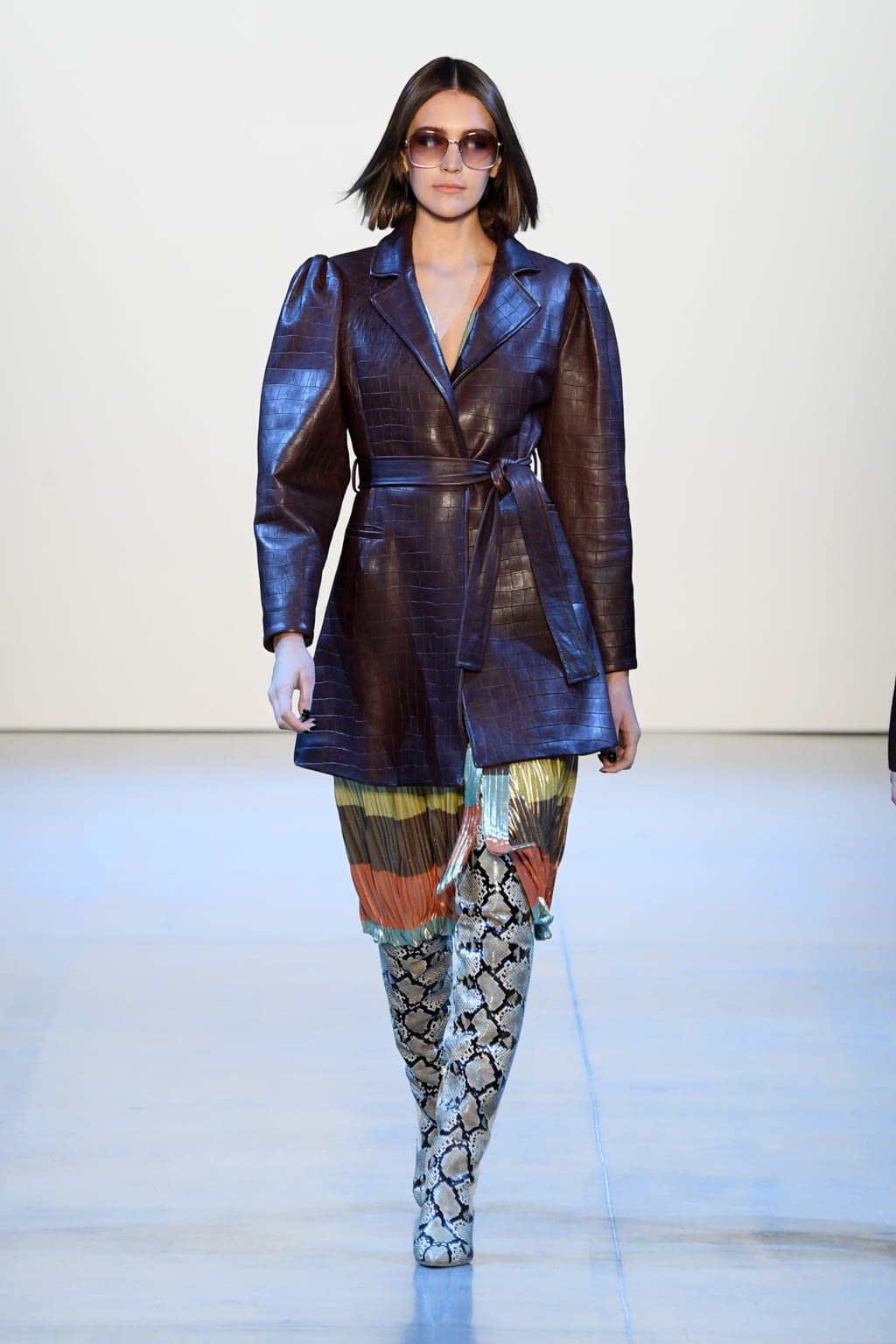 Fashion Week New York Fall/Winter 2020 look 24 de la collection Vivienne Hu womenswear