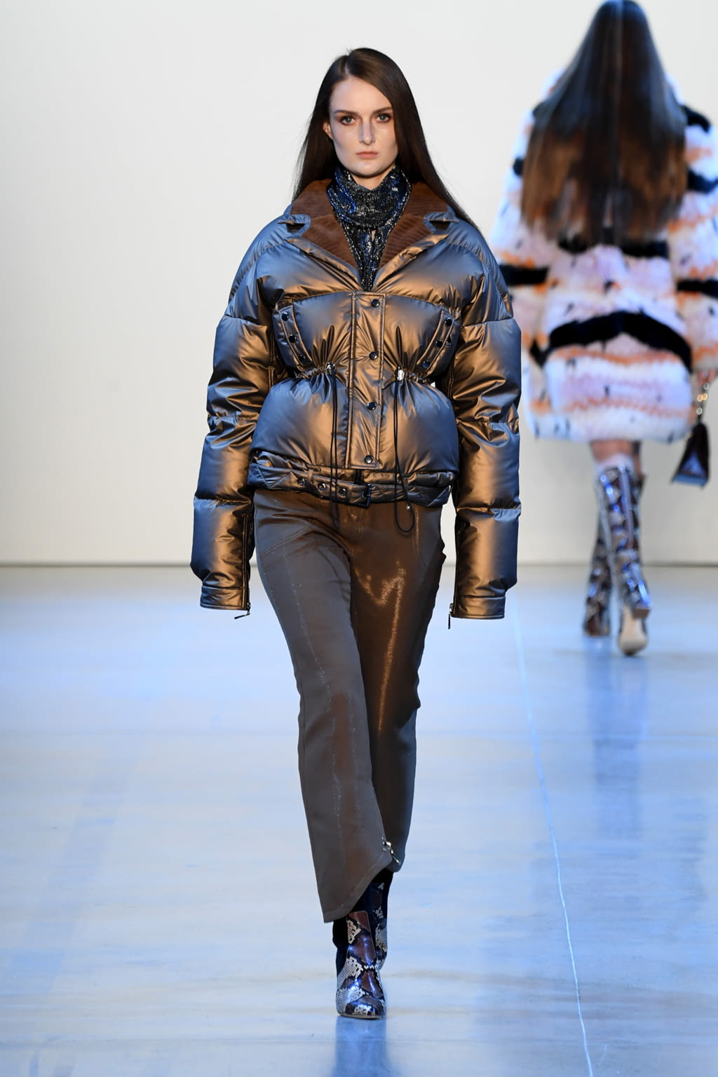 Fashion Week New York Fall/Winter 2020 look 30 from the Vivienne Hu collection womenswear