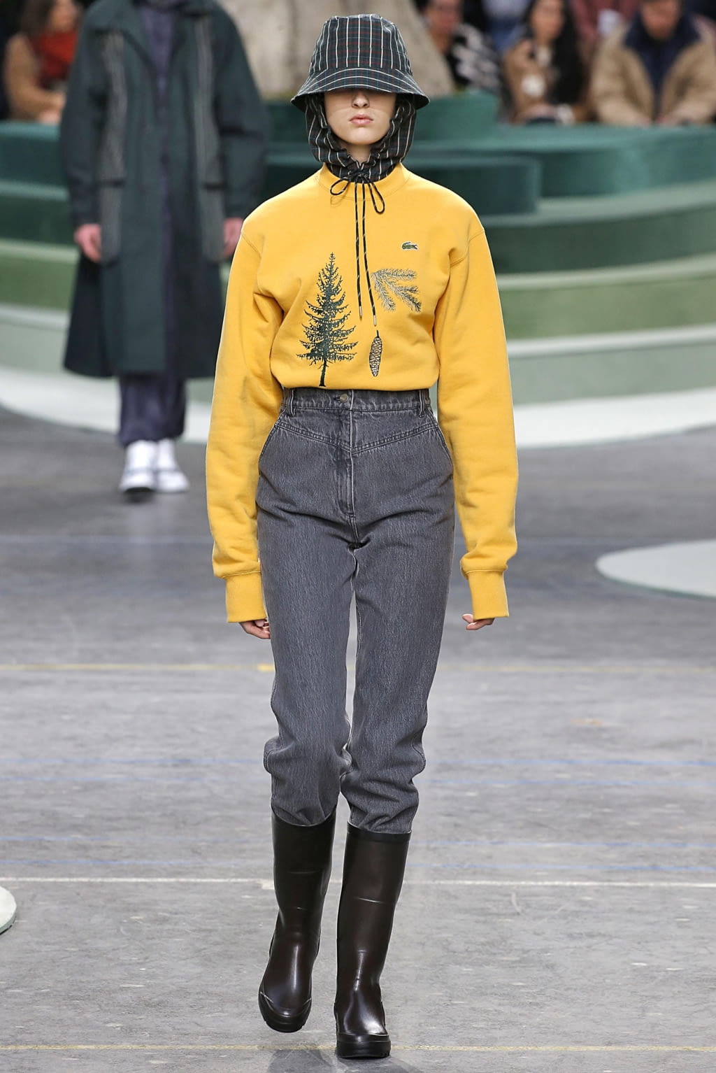 Fashion Week Paris Fall/Winter 2018 look 16 from the Lacoste collection 女装