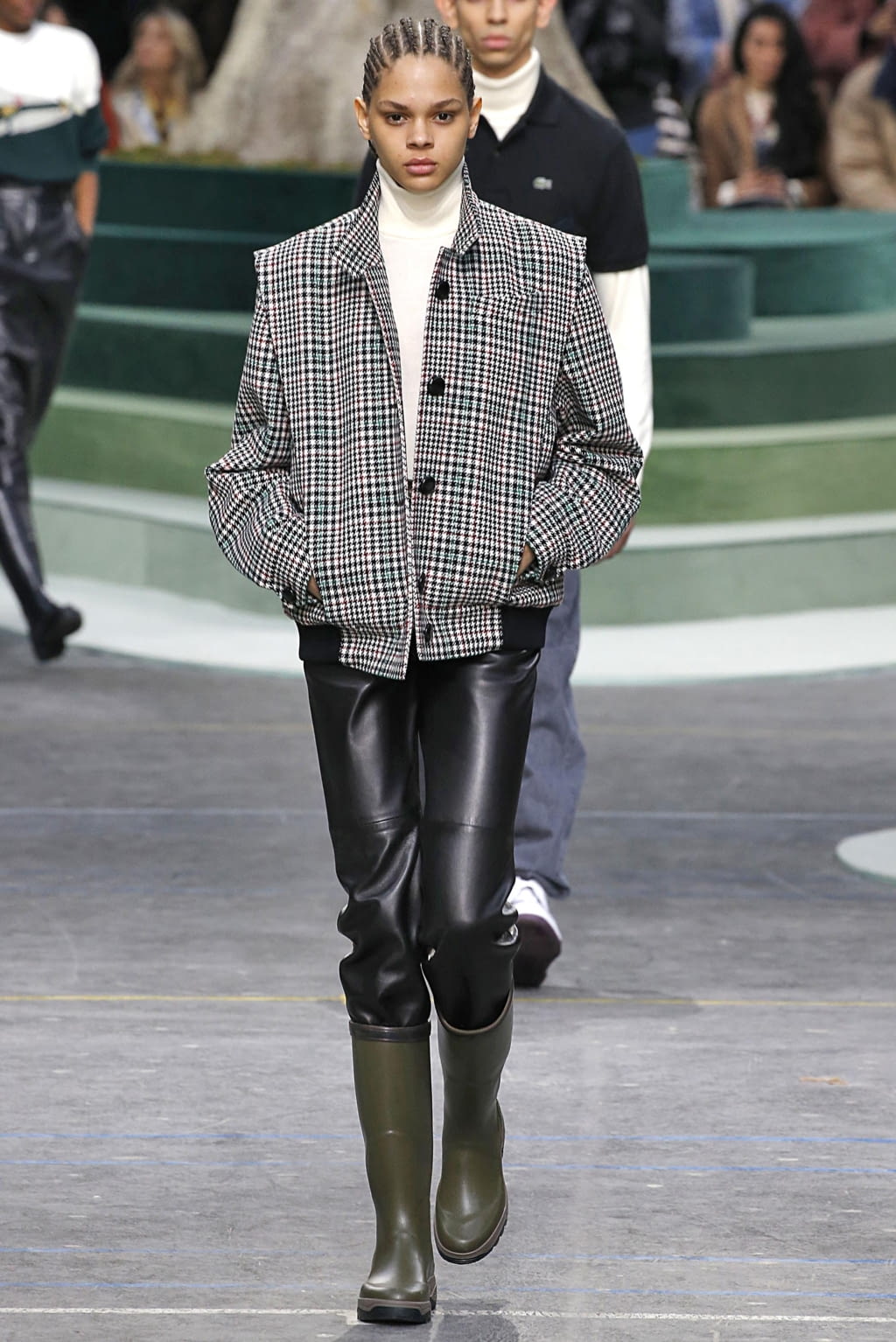 Fashion Week Paris Fall/Winter 2018 look 32 from the Lacoste collection womenswear