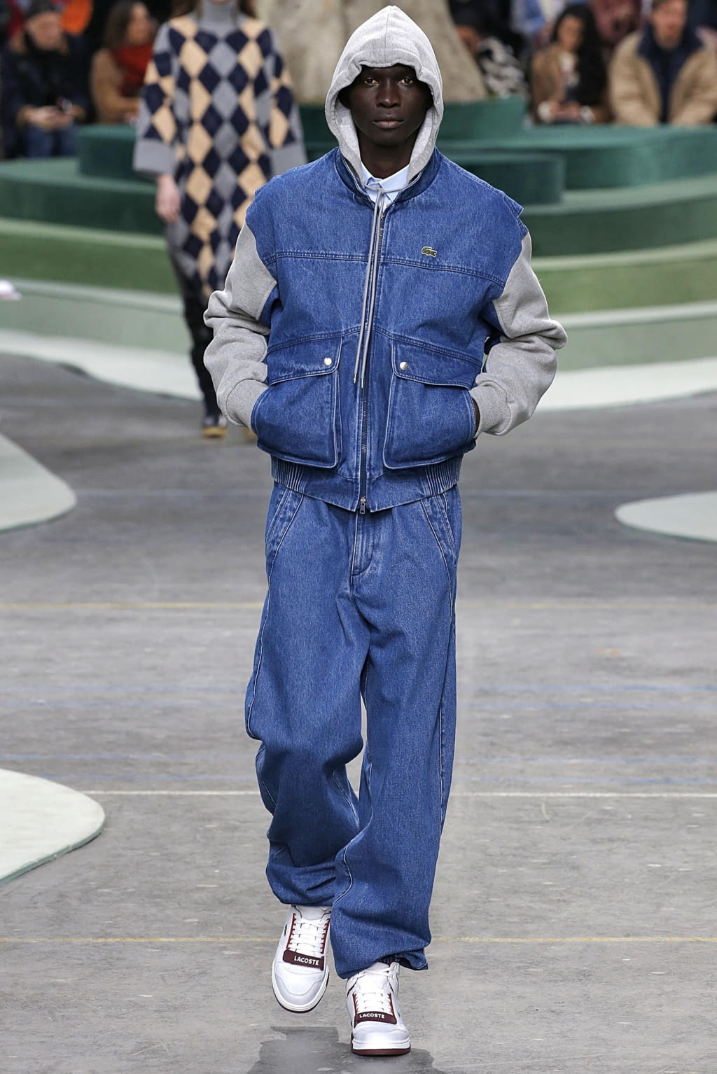 Fashion Week Paris Fall/Winter 2018 look 37 from the Lacoste collection menswear