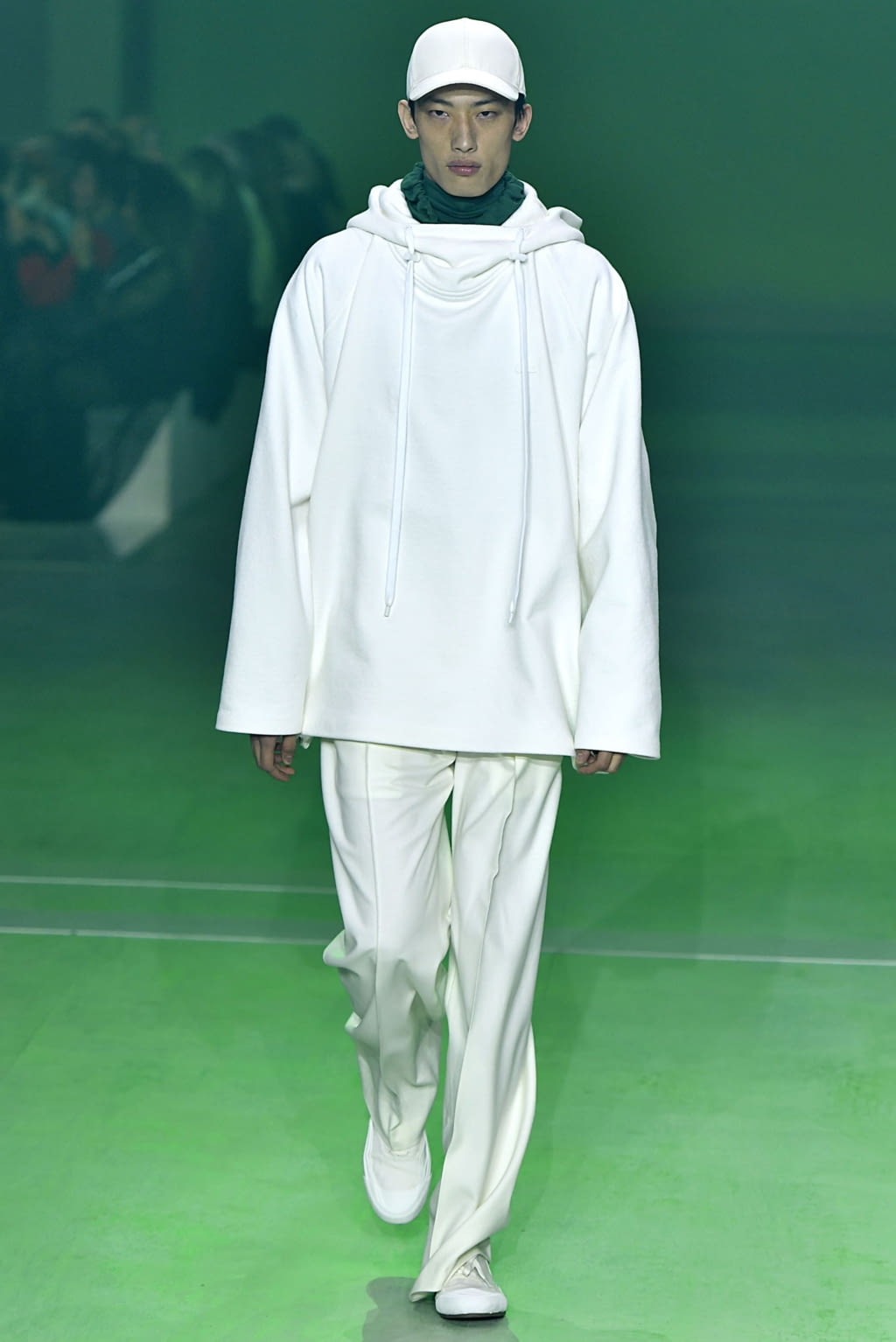 Fashion Week Paris Fall/Winter 2019 look 33 from the Lacoste collection womenswear