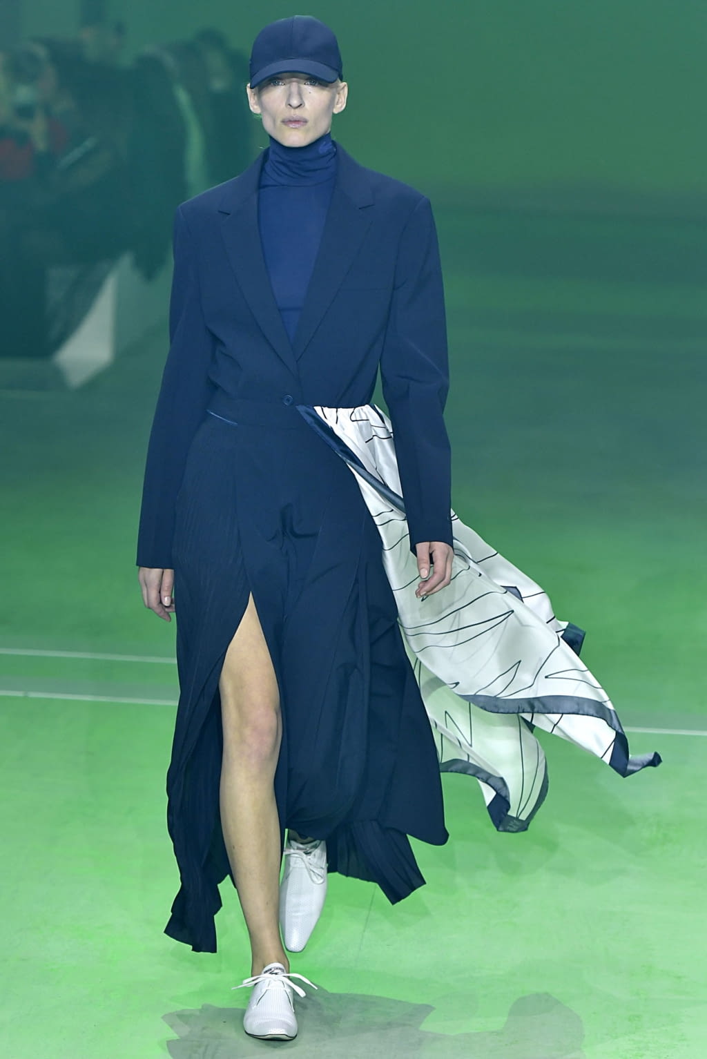Fashion Week Paris Fall/Winter 2019 look 48 de la collection Lacoste womenswear