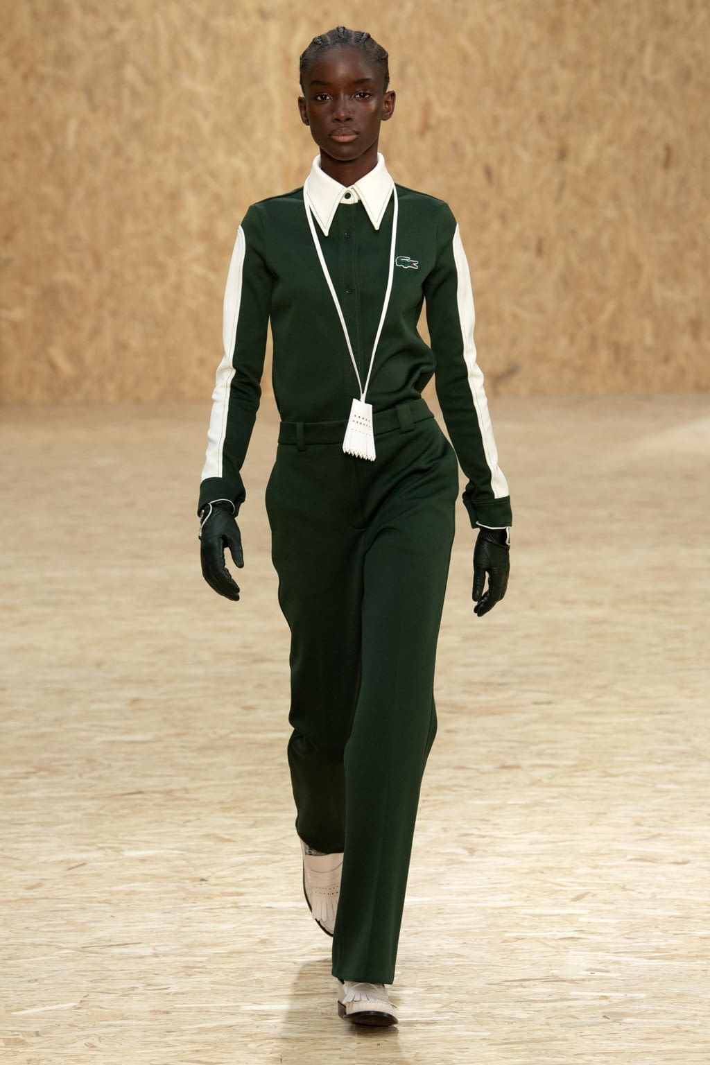 Fashion Week Paris Fall/Winter 2020 look 4 from the Lacoste collection womenswear