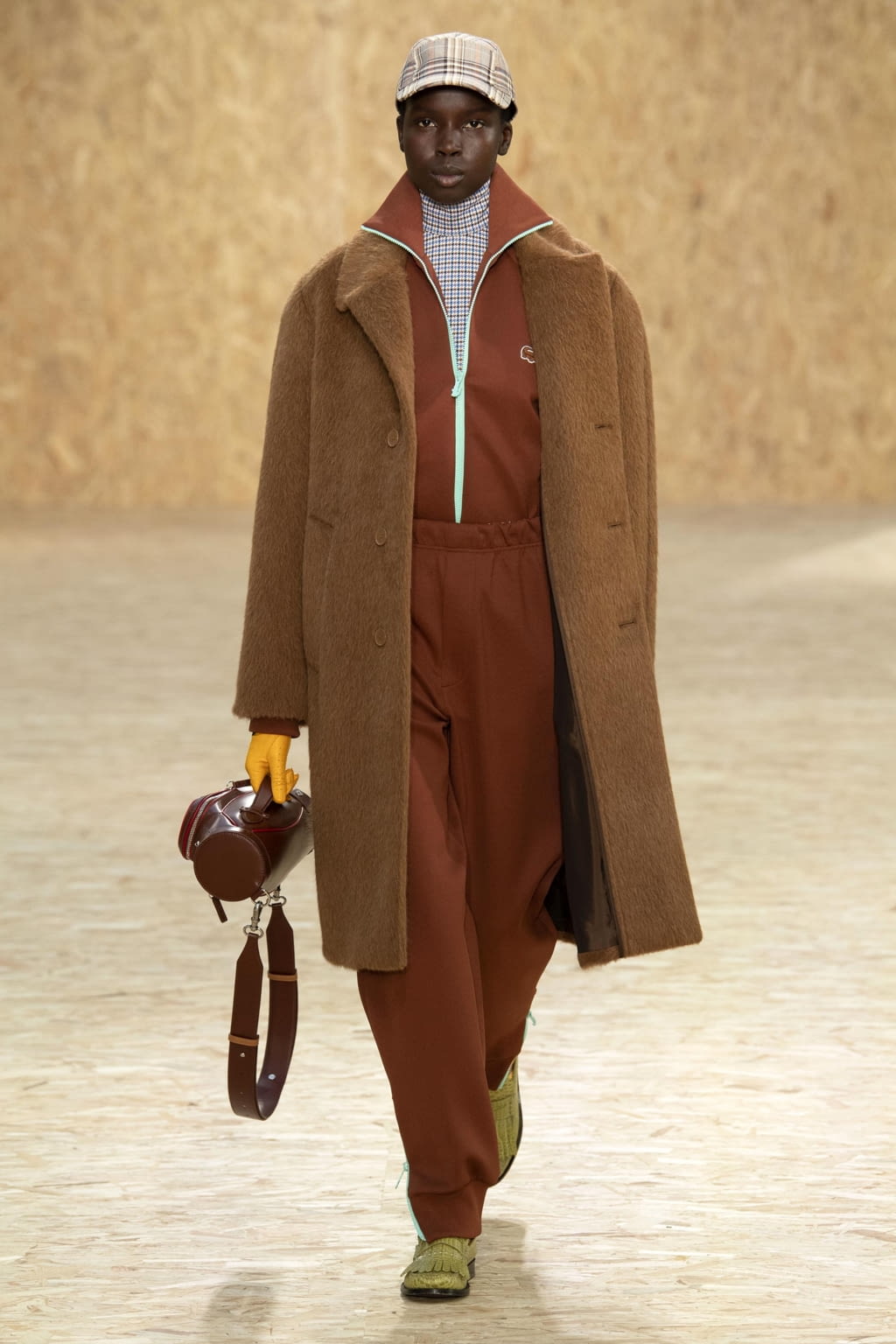 Fashion Week Paris Fall/Winter 2020 look 18 from the Lacoste collection womenswear