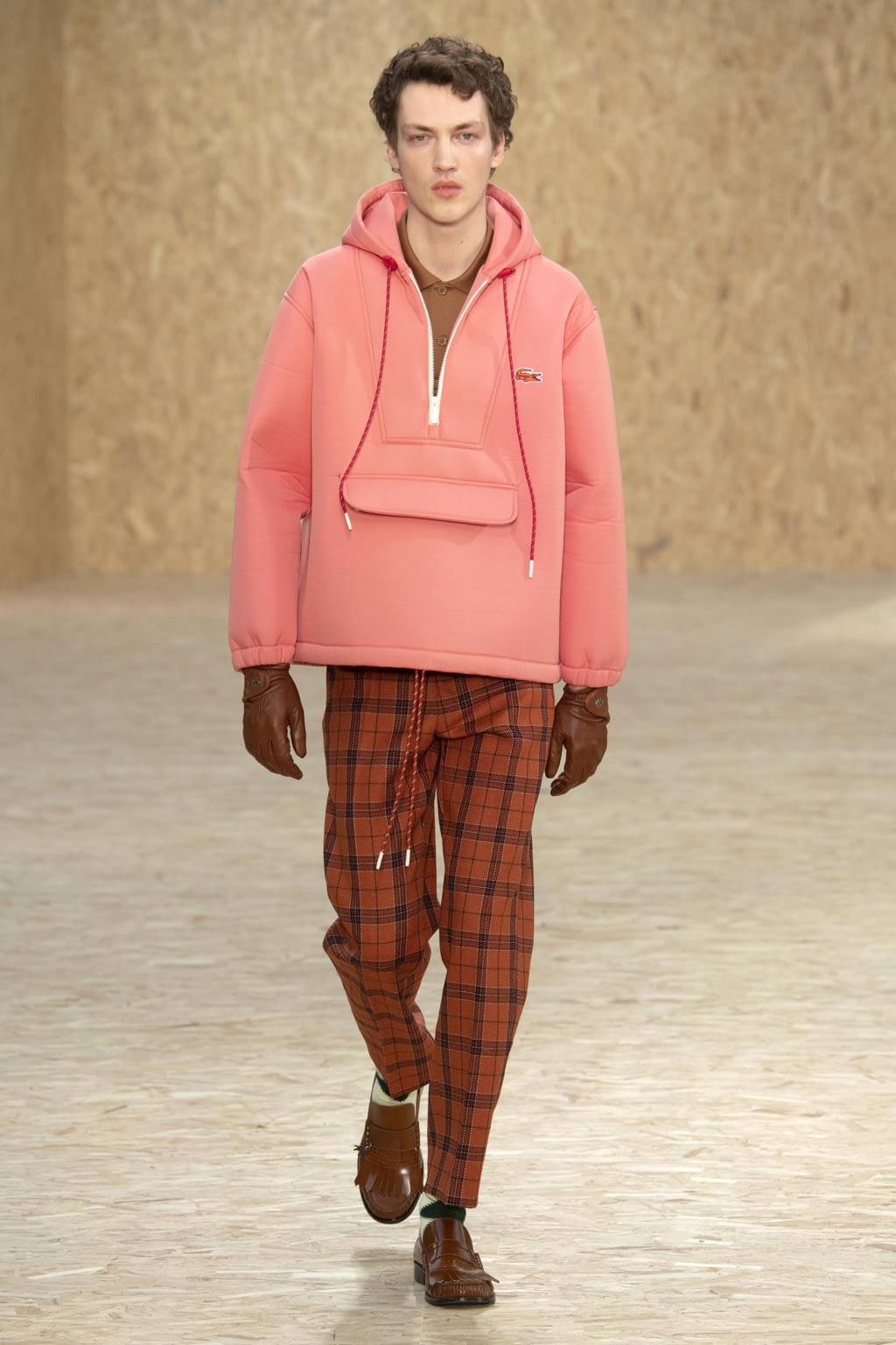 Fashion Week Paris Fall/Winter 2020 look 31 from the Lacoste collection womenswear