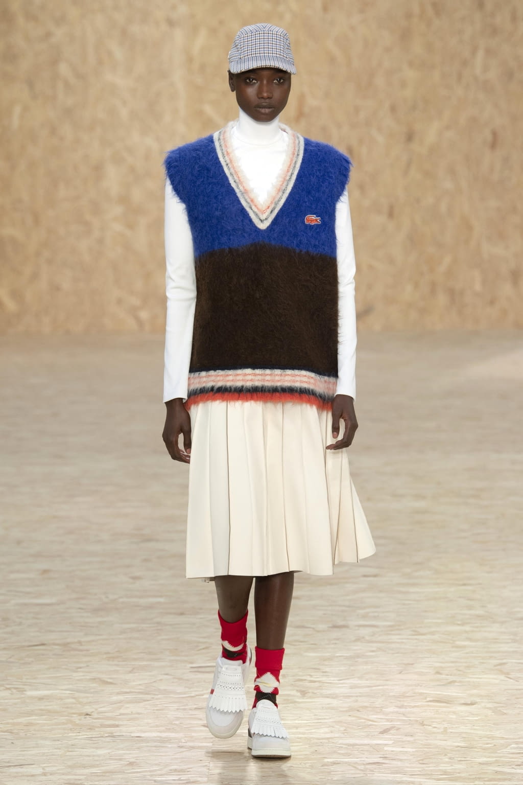 Fashion Week Paris Fall/Winter 2020 look 38 from the Lacoste collection womenswear