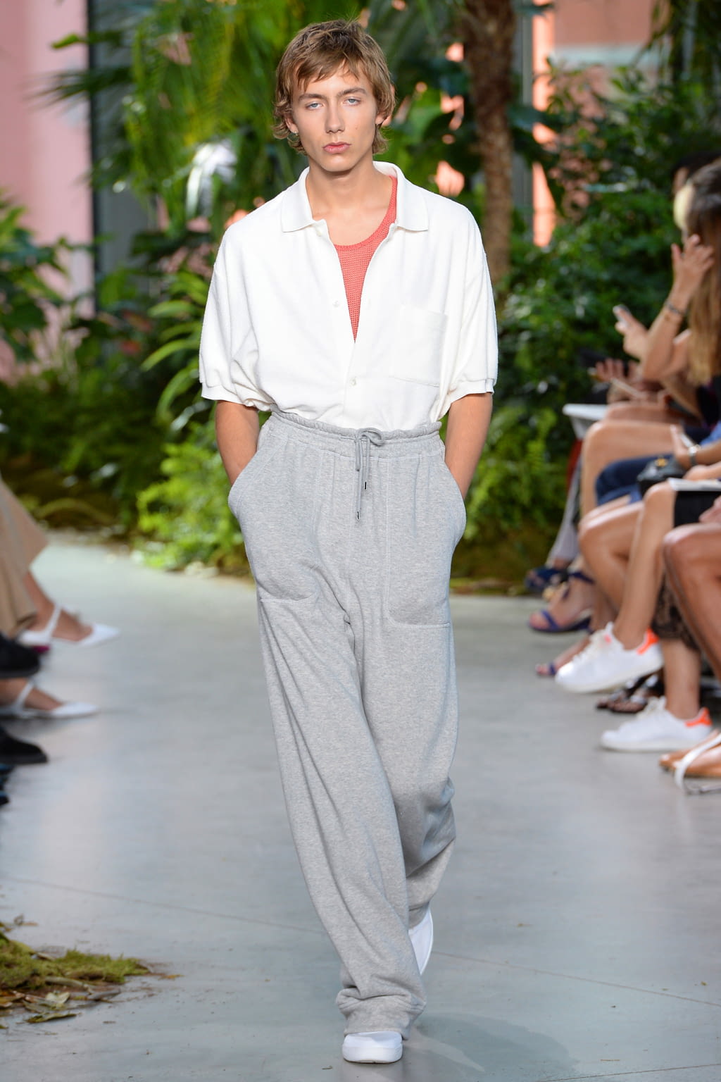Fashion Week New York Spring/Summer 2017 look 2 from the Lacoste collection womenswear