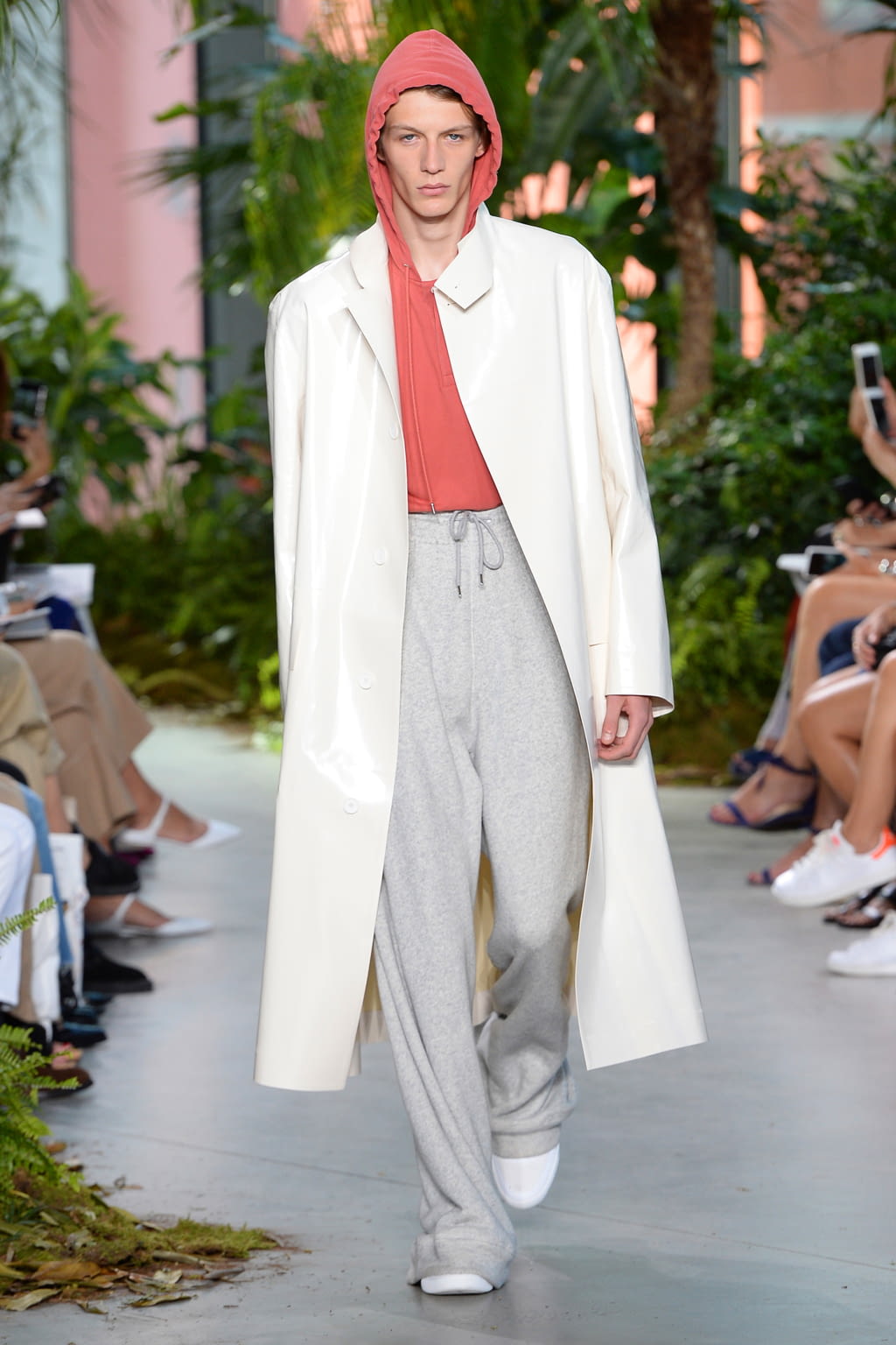 Fashion Week New York Spring/Summer 2017 look 9 from the Lacoste collection womenswear