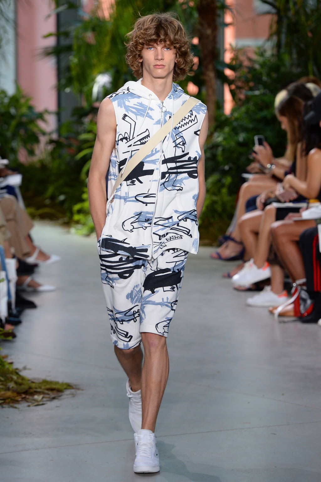 Fashion Week New York Spring/Summer 2017 look 15 from the Lacoste collection womenswear