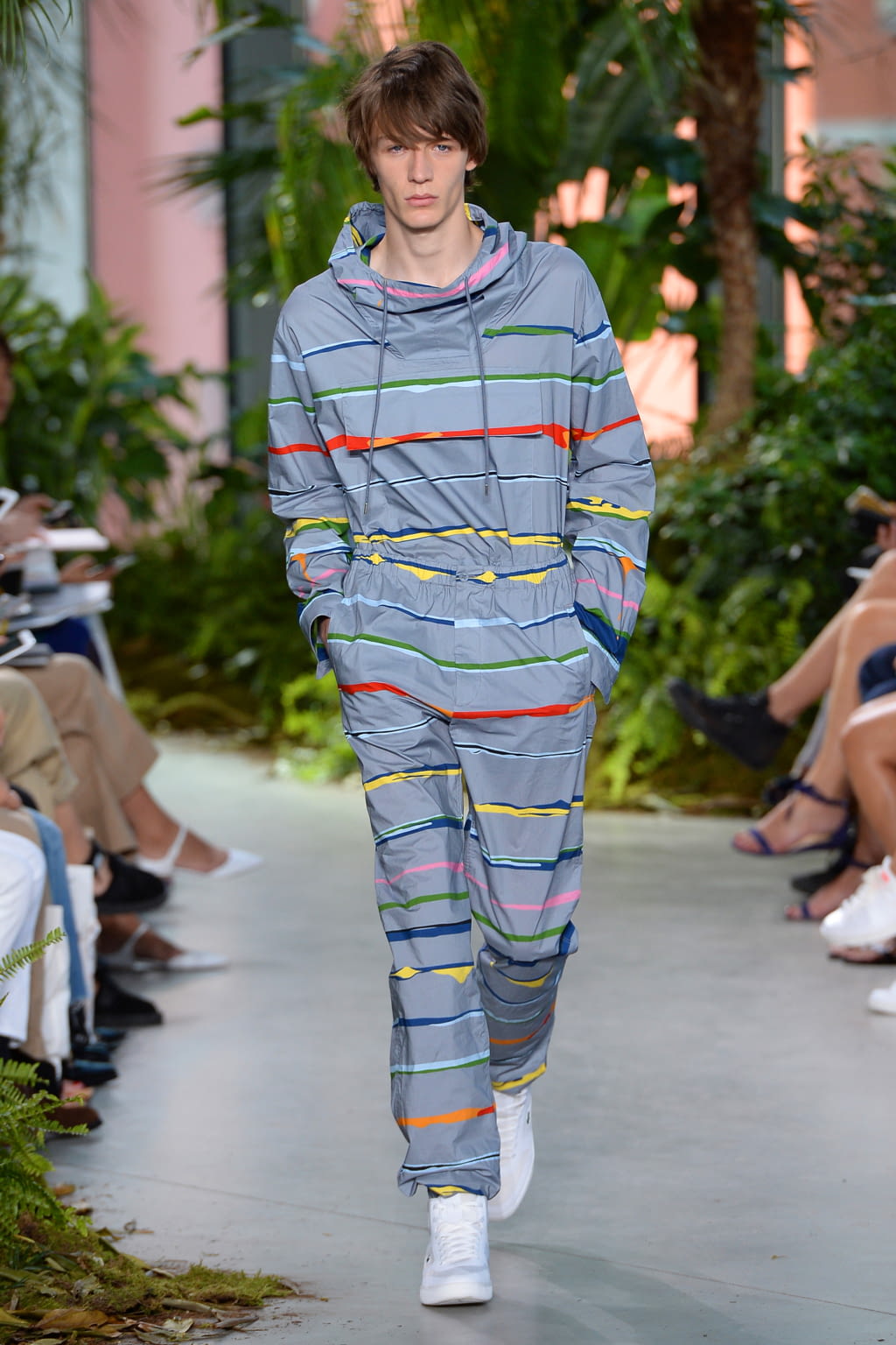 Fashion Week New York Spring/Summer 2017 look 33 from the Lacoste collection womenswear