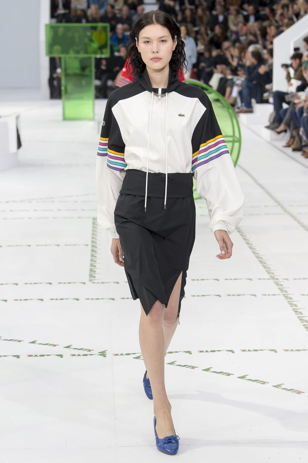 Fashion Week Paris Spring/Summer 2018 look 19 from the Lacoste collection 女装