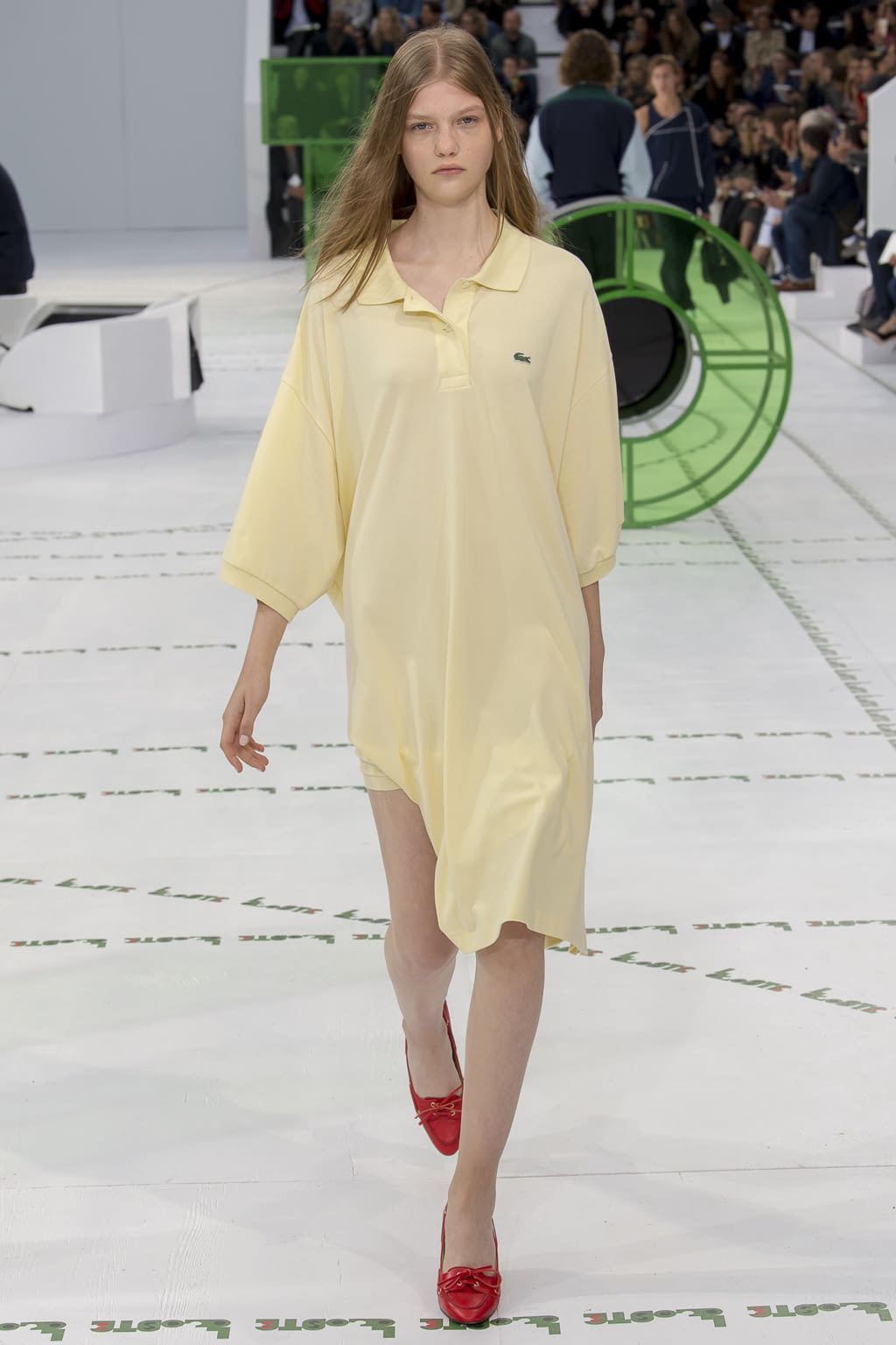 Fashion Week Paris Spring/Summer 2018 look 48 from the Lacoste collection womenswear
