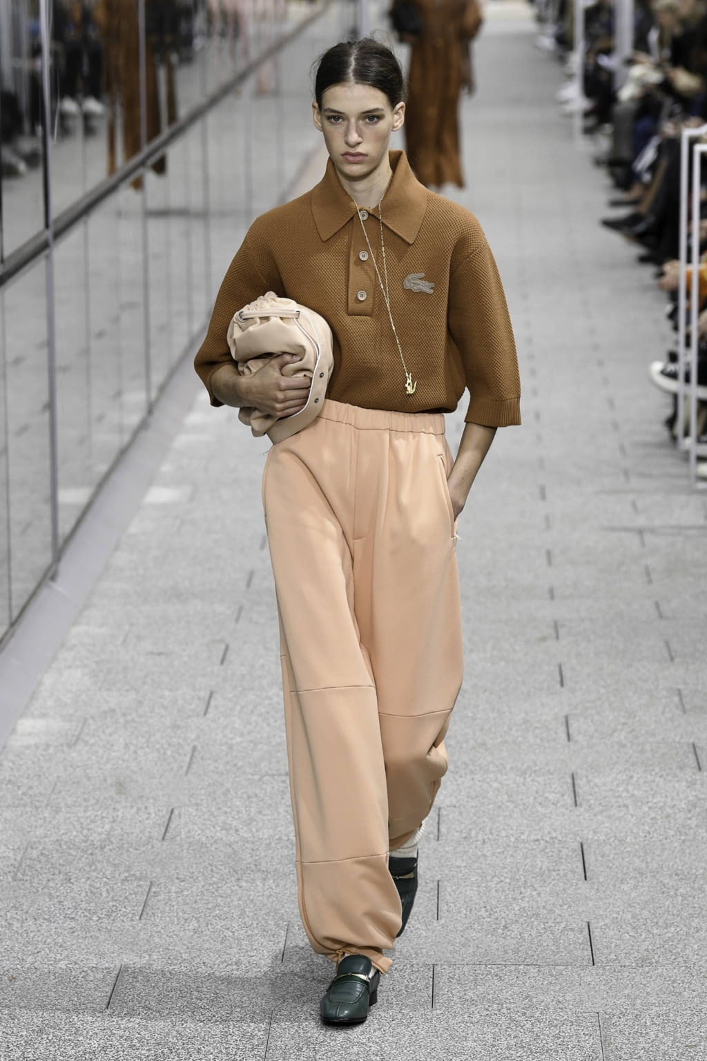 Fashion Week Paris Spring/Summer 2020 look 17 from the Lacoste collection 女装