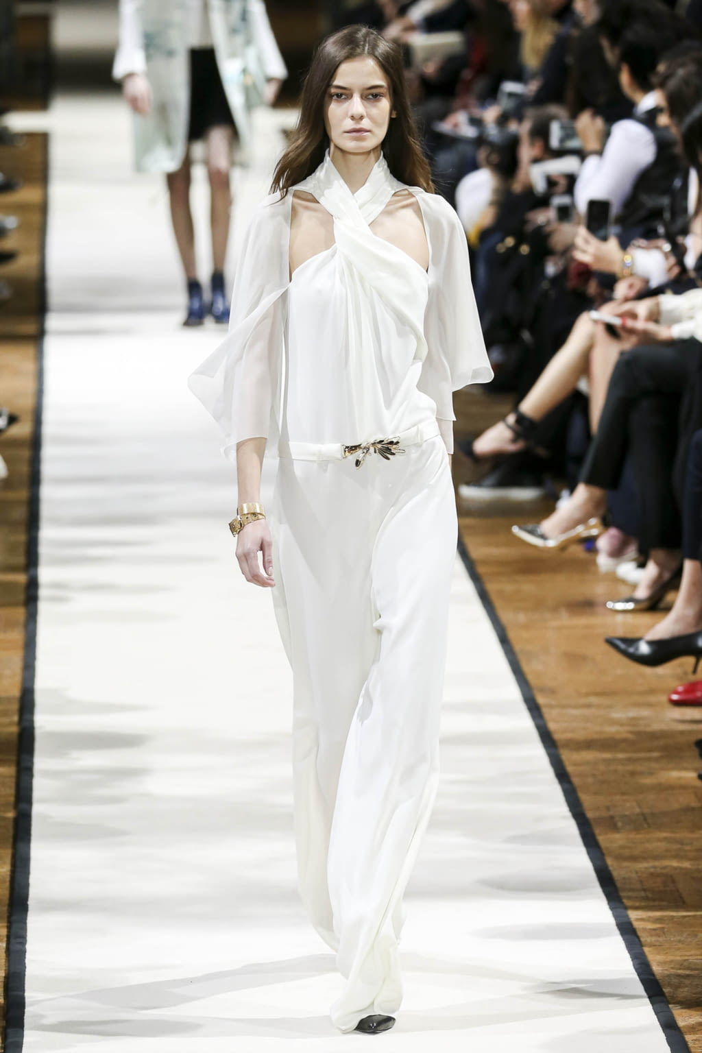 Fashion Week Paris Fall/Winter 2017 look 24 from the Lanvin collection womenswear