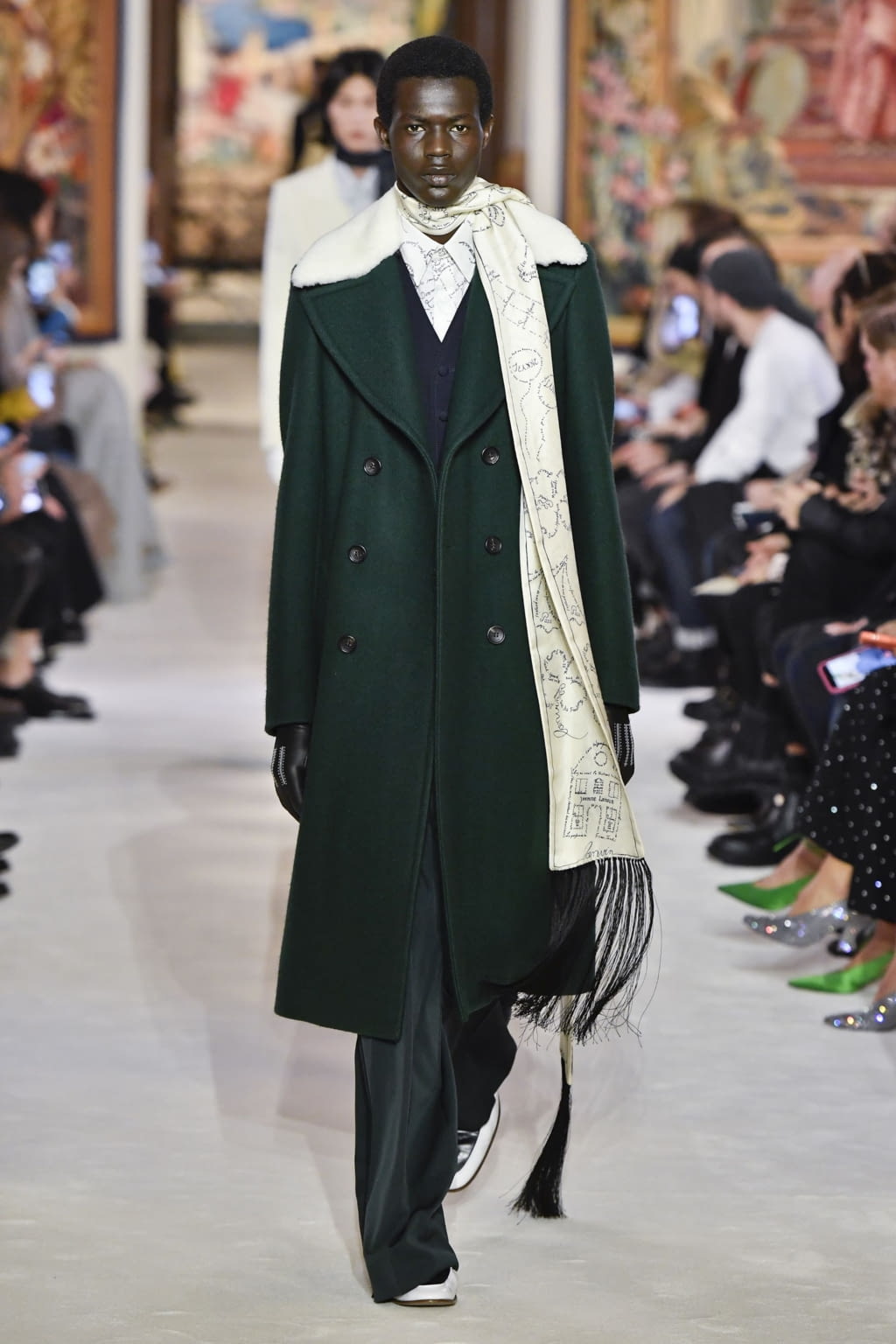 Fashion Week Paris Fall/Winter 2020 look 14 from the Lanvin collection womenswear
