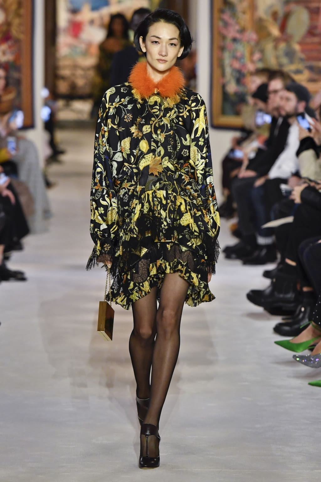 Fashion Week Paris Fall/Winter 2020 look 23 from the Lanvin collection womenswear