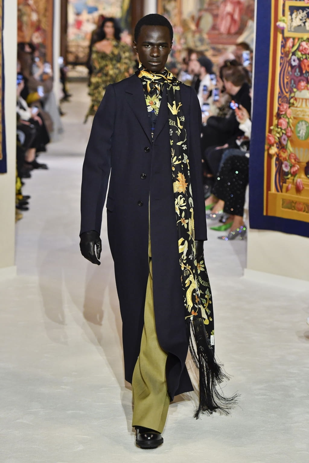 Fashion Week Paris Fall/Winter 2020 look 24 from the Lanvin collection womenswear