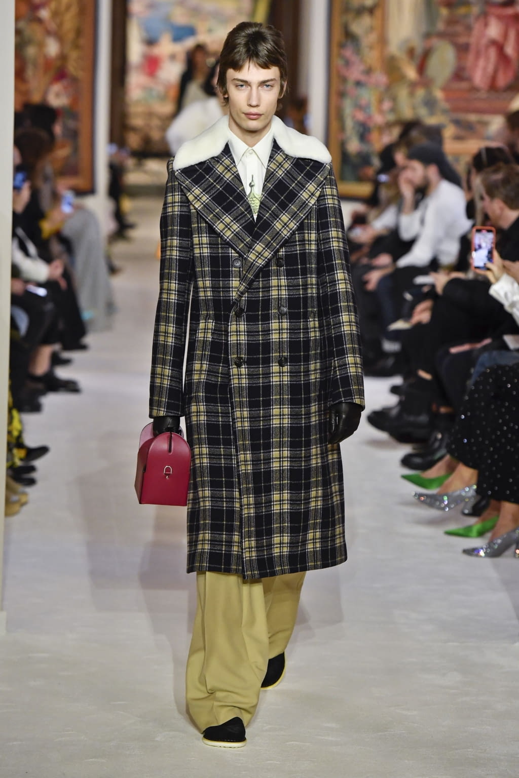Fashion Week Paris Fall/Winter 2020 look 39 from the Lanvin collection 女装