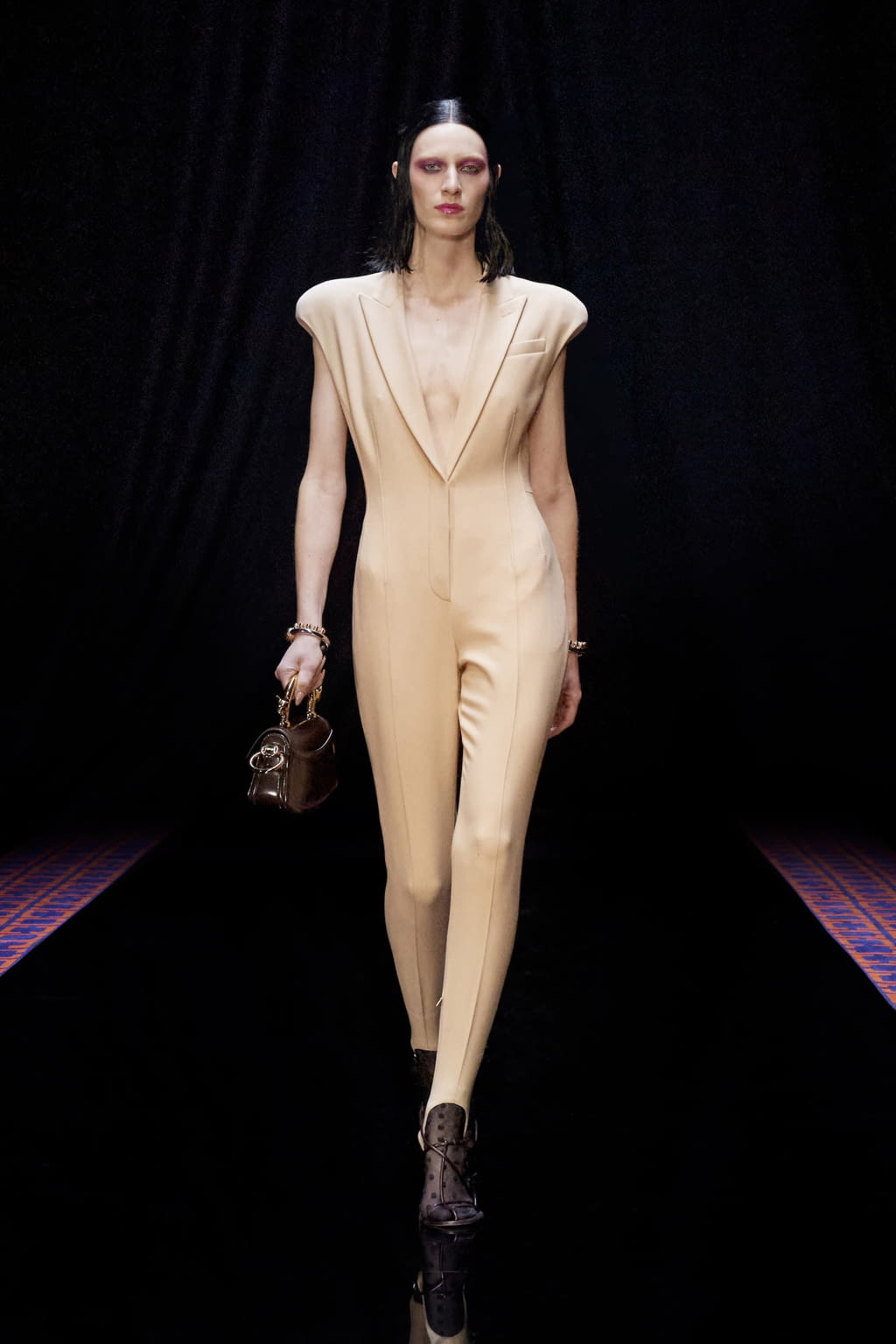 Fashion Week Paris Fall/Winter 2022 look 3 de la collection Lanvin womenswear