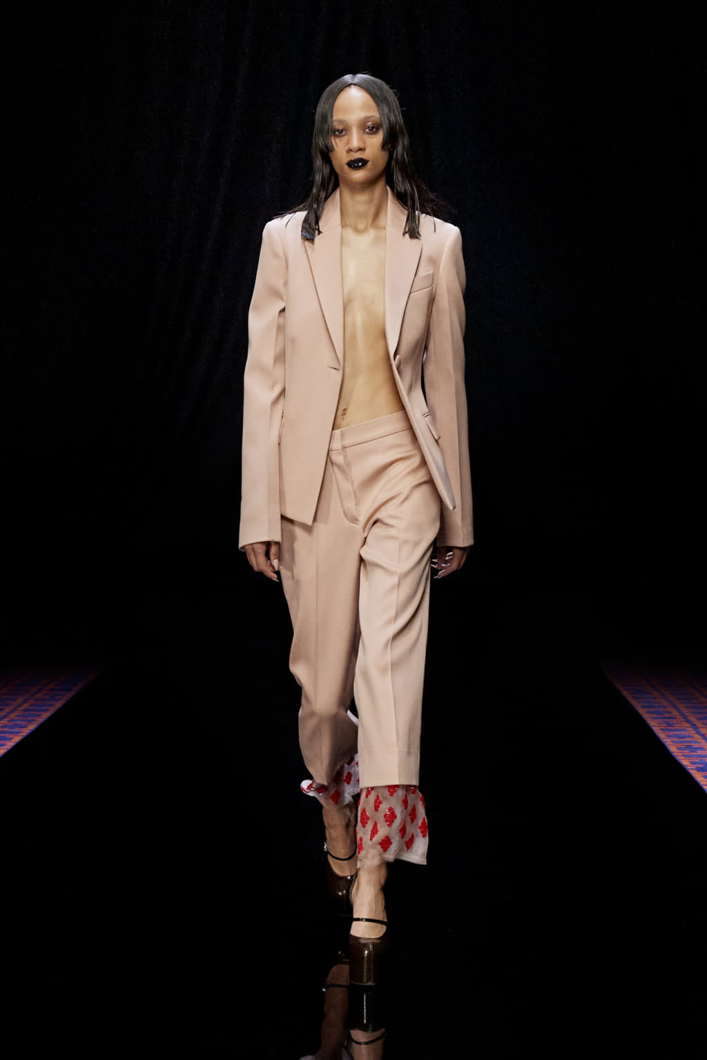 Fashion Week Paris Fall/Winter 2022 look 45 from the Lanvin collection 女装