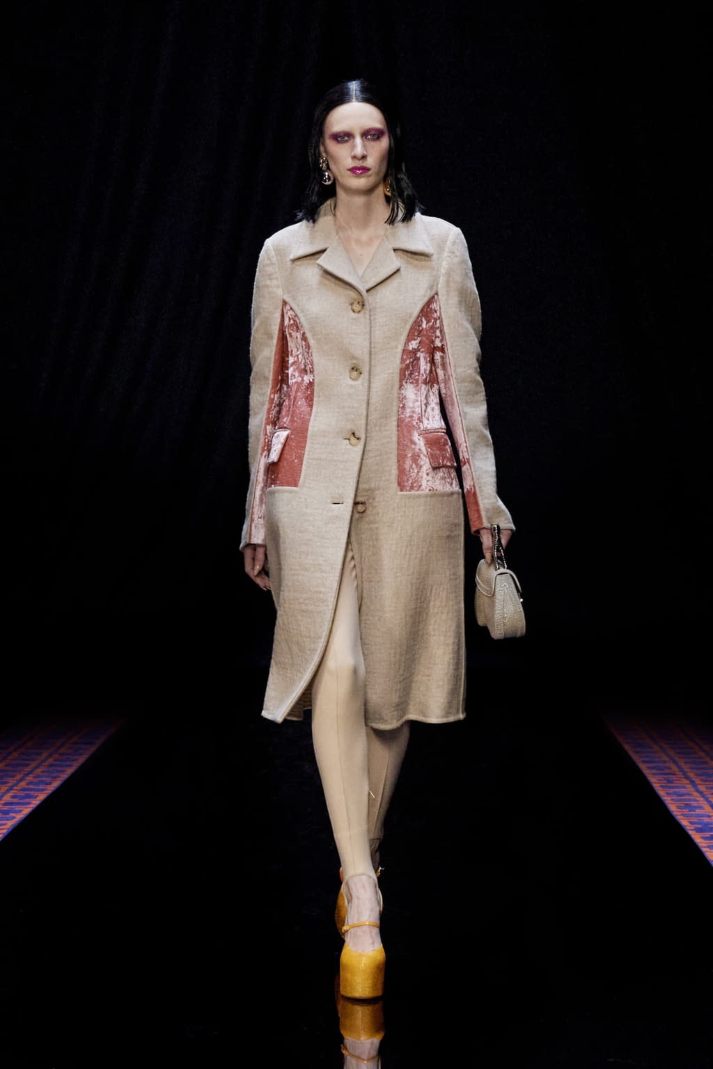 Fashion Week Paris Fall/Winter 2022 look 46 de la collection Lanvin womenswear