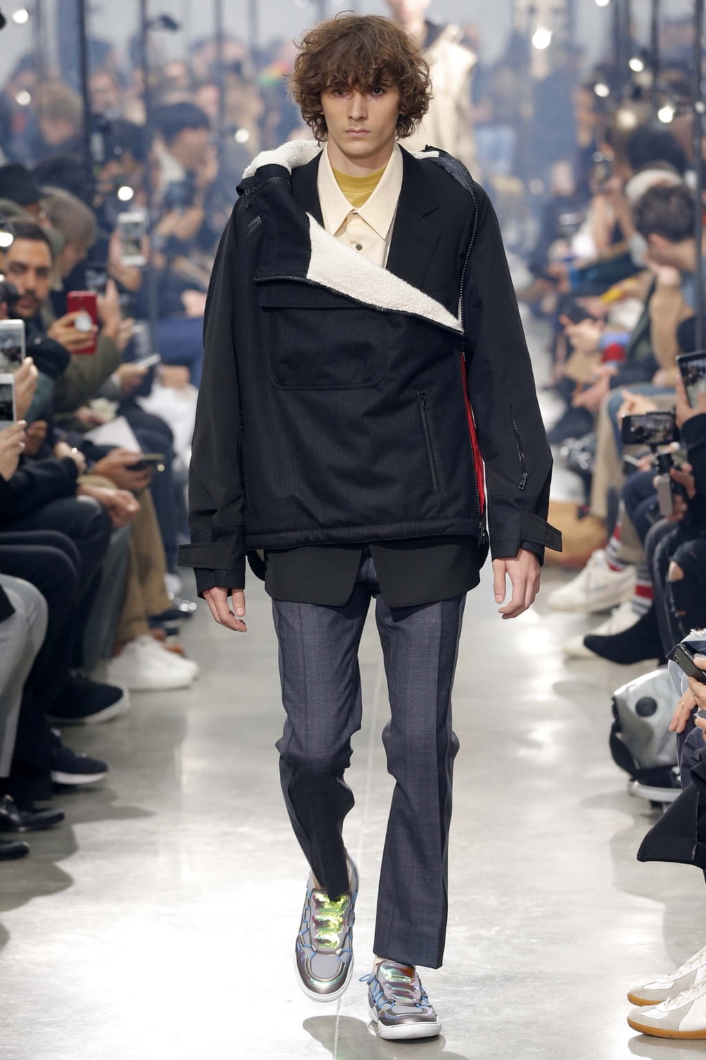 Fashion Week Paris Fall/Winter 2018 look 8 from the Lanvin collection menswear