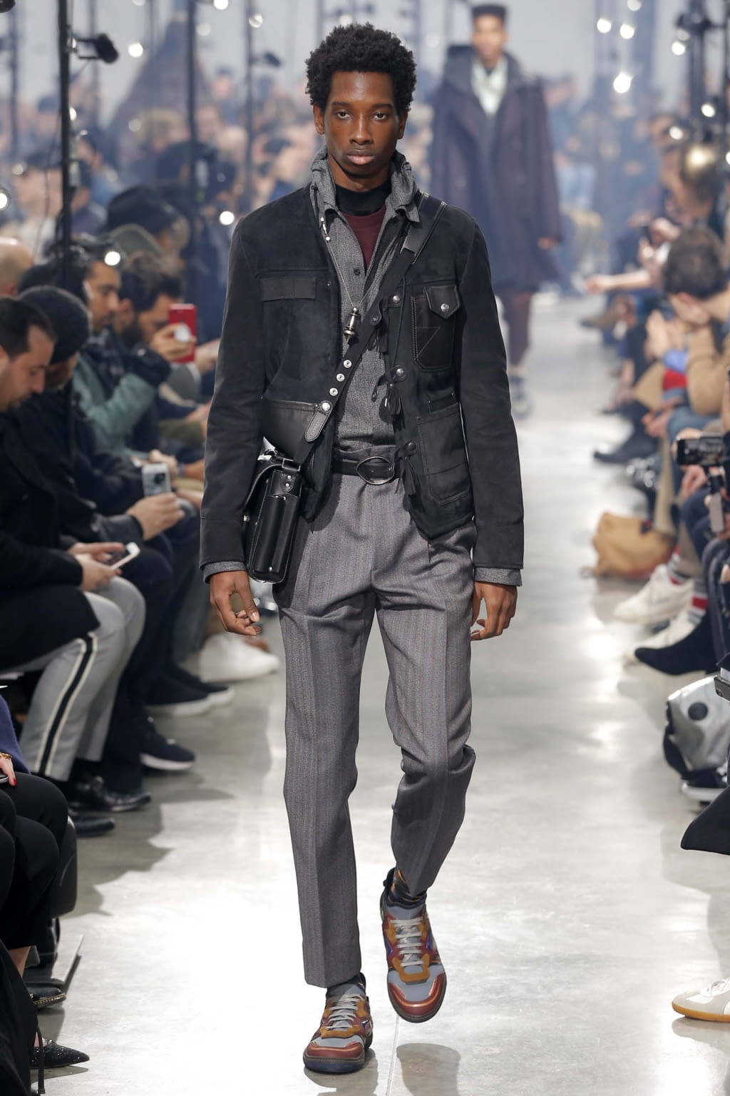 Fashion Week Paris Fall/Winter 2018 look 27 from the Lanvin collection menswear