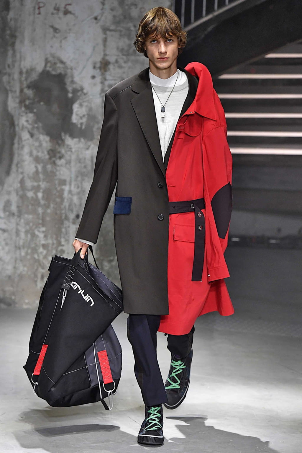 Fashion Week Paris Spring/Summer 2019 look 5 from the Lanvin collection 男装