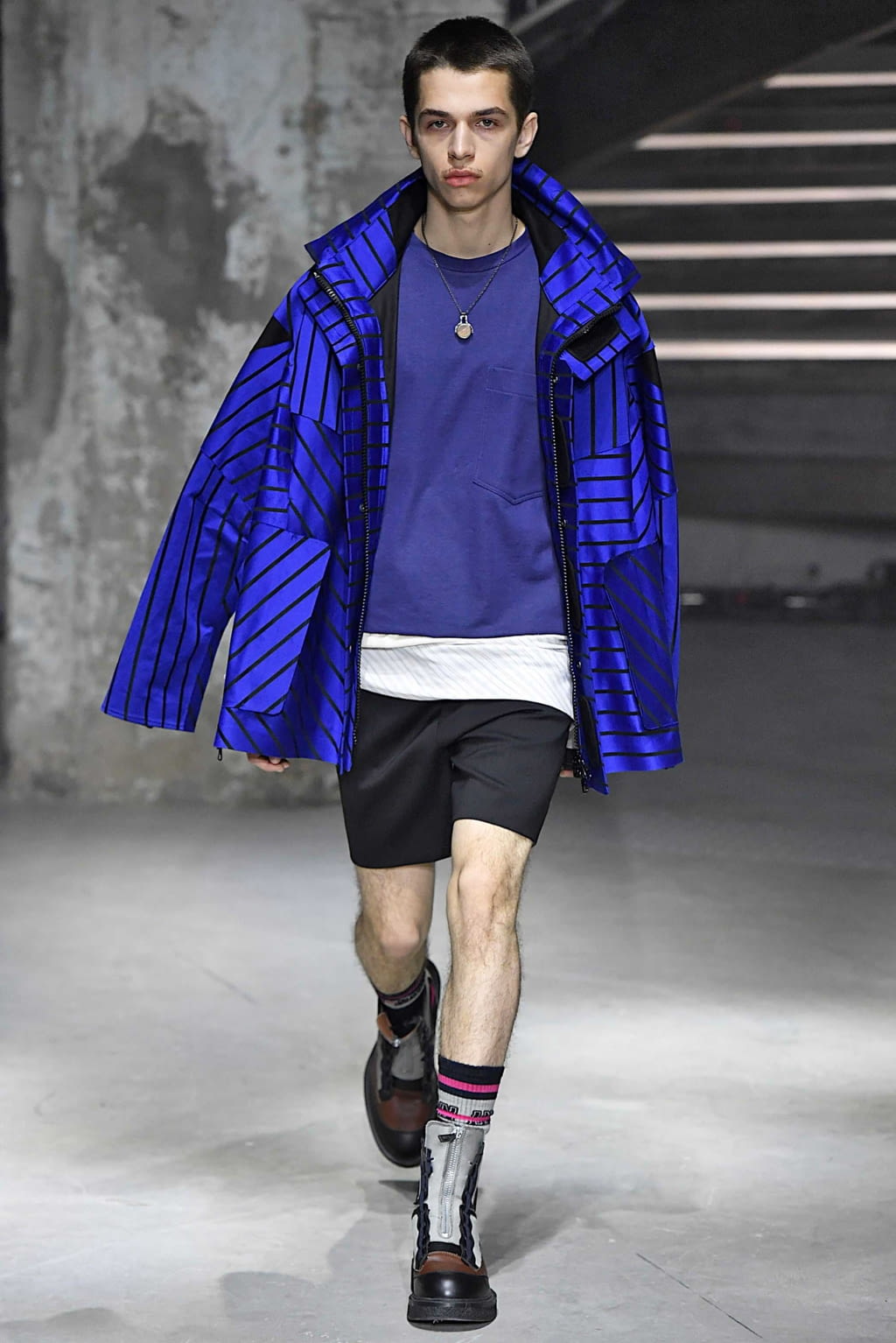 Fashion Week Paris Spring/Summer 2019 look 6 from the Lanvin collection menswear