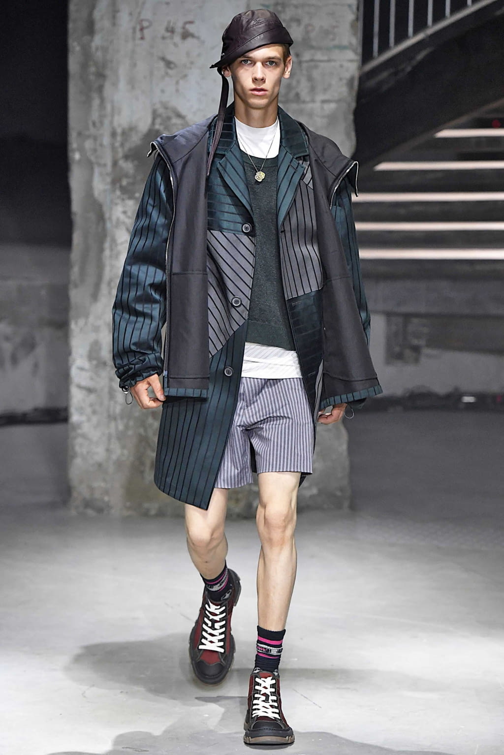 Fashion Week Paris Spring/Summer 2019 look 9 from the Lanvin collection 男装