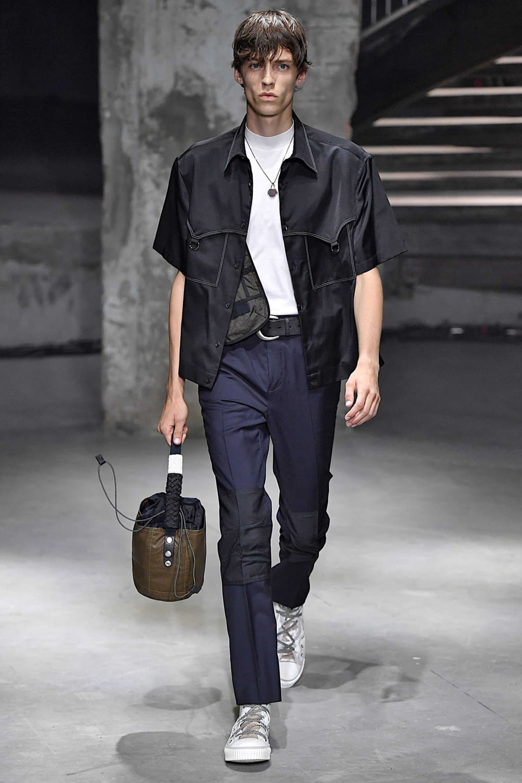 Fashion Week Paris Spring/Summer 2019 look 14 from the Lanvin collection menswear