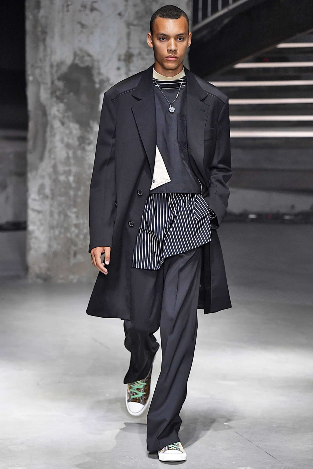 Fashion Week Paris Spring/Summer 2019 look 18 from the Lanvin collection menswear