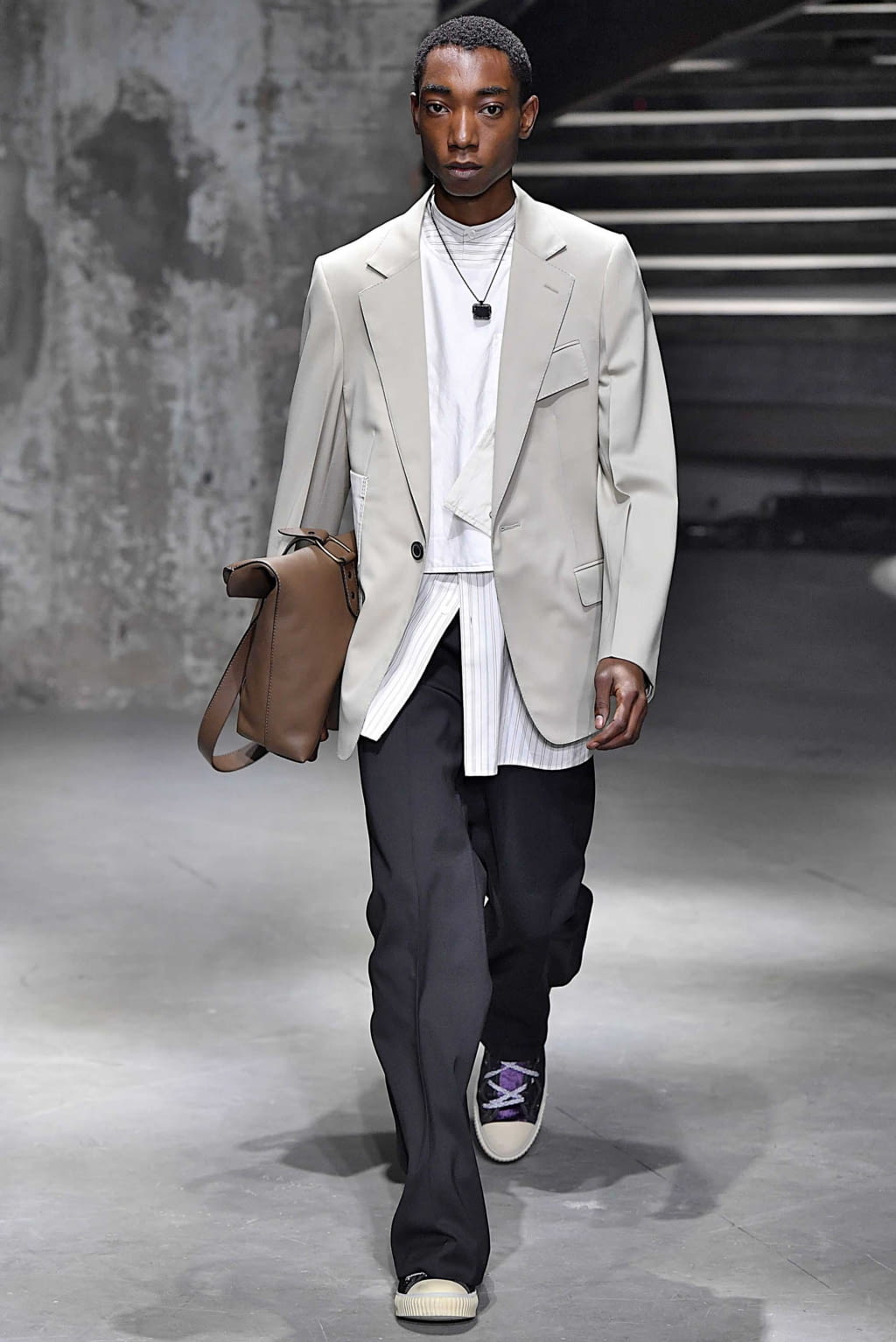 Fashion Week Paris Spring/Summer 2019 look 28 from the Lanvin collection 男装