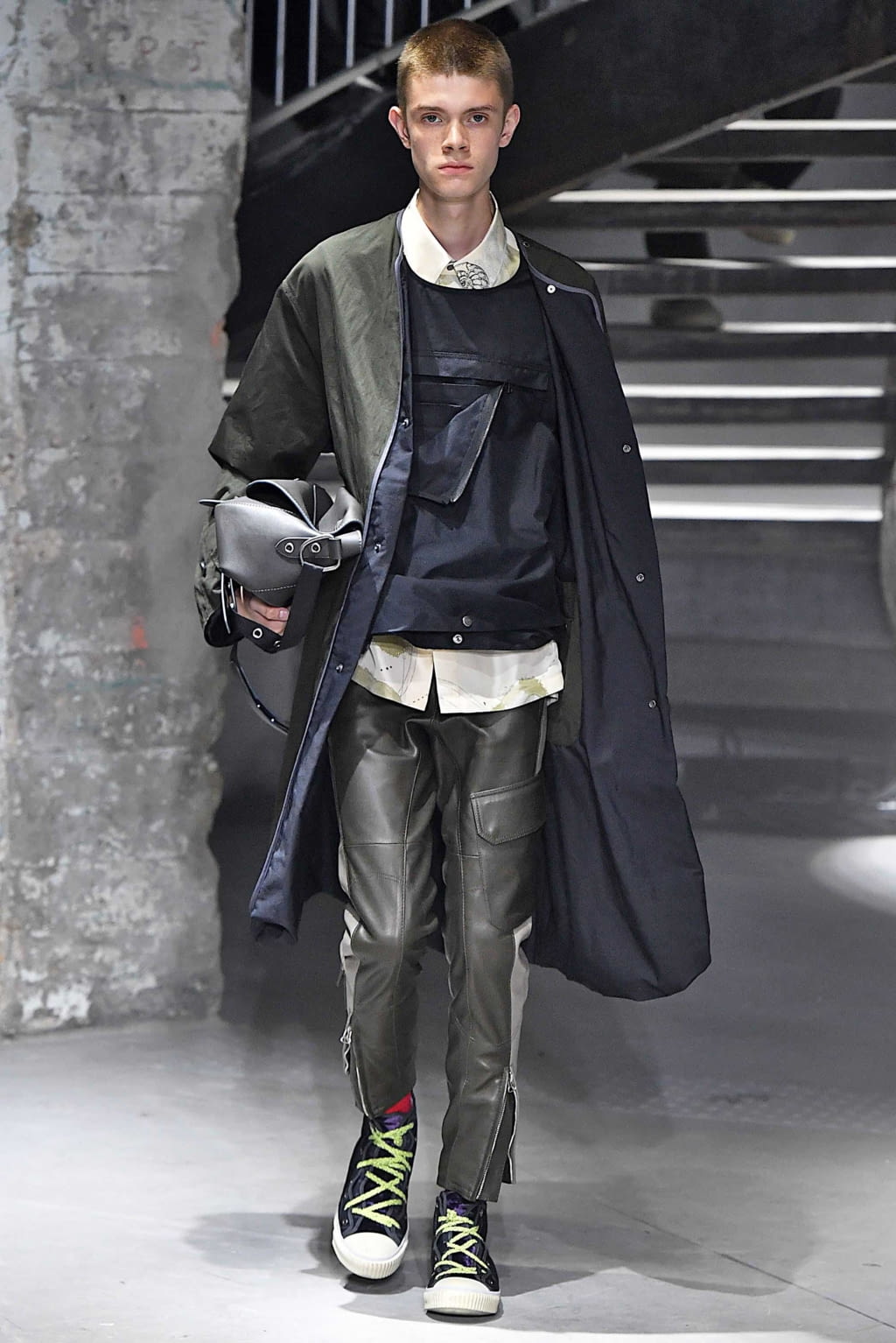 Fashion Week Paris Spring/Summer 2019 look 32 from the Lanvin collection menswear