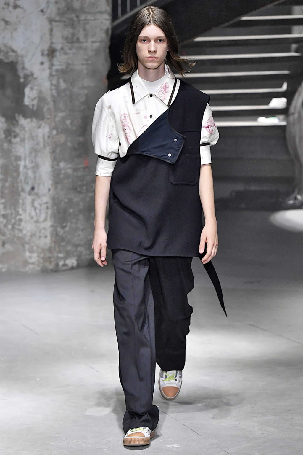 Fashion Week Paris Spring/Summer 2019 look 34 from the Lanvin collection menswear