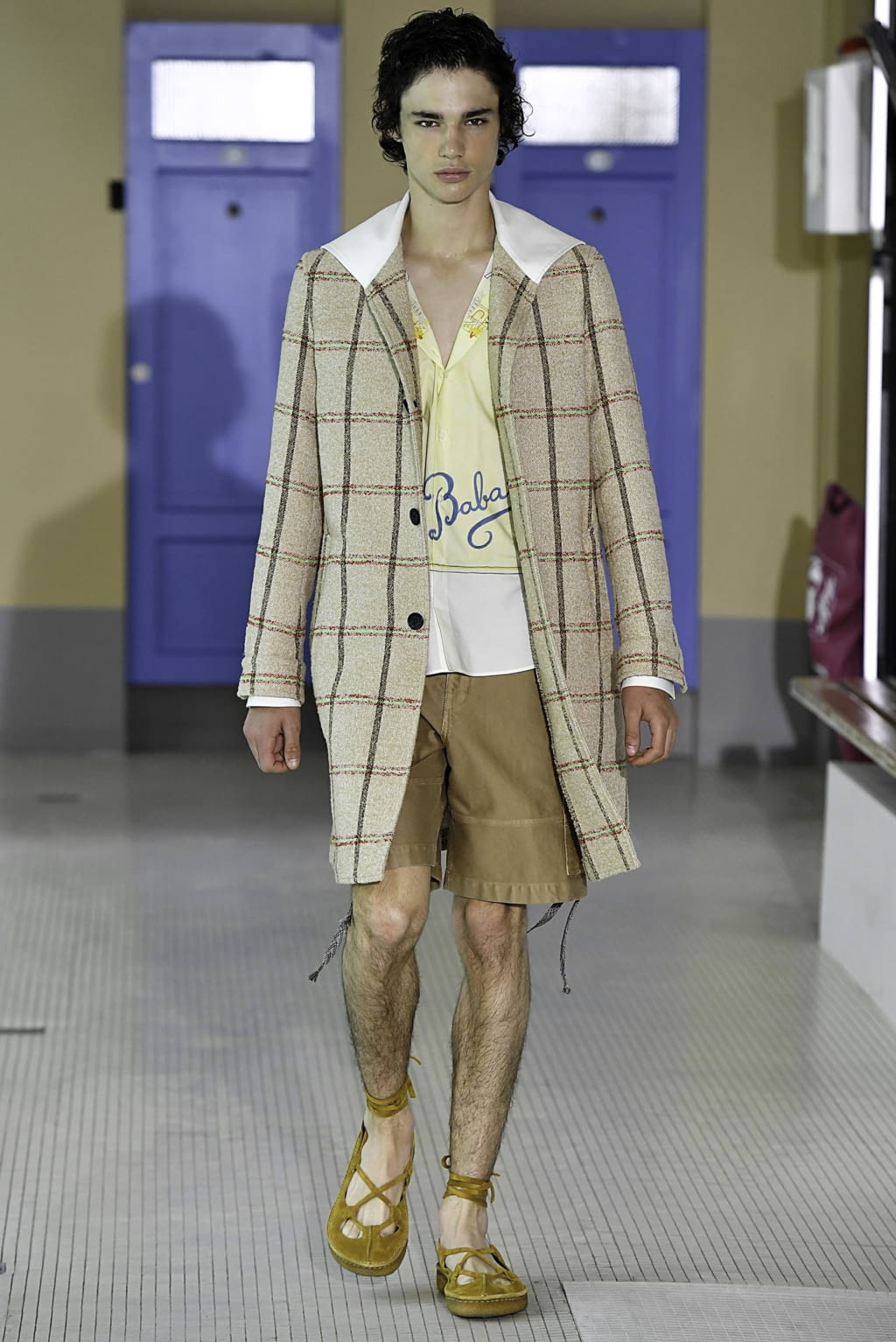 Fashion Week Paris Spring/Summer 2020 look 26 from the Lanvin collection 男装
