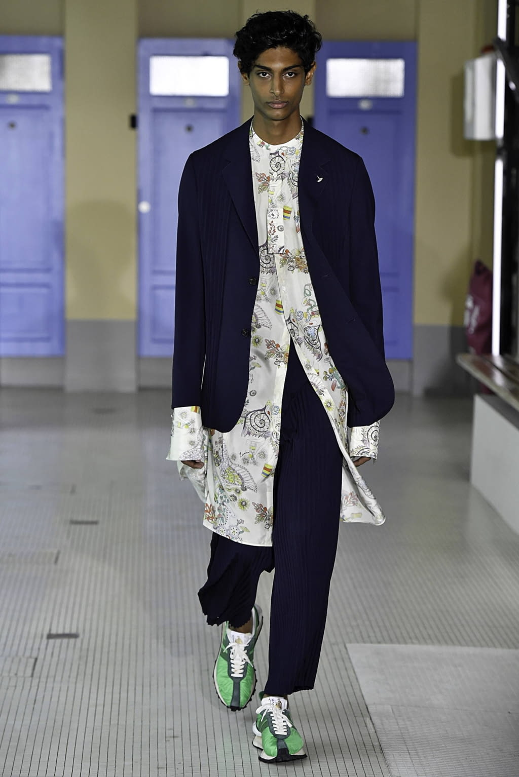 Fashion Week Paris Spring/Summer 2020 look 61 from the Lanvin collection 男装